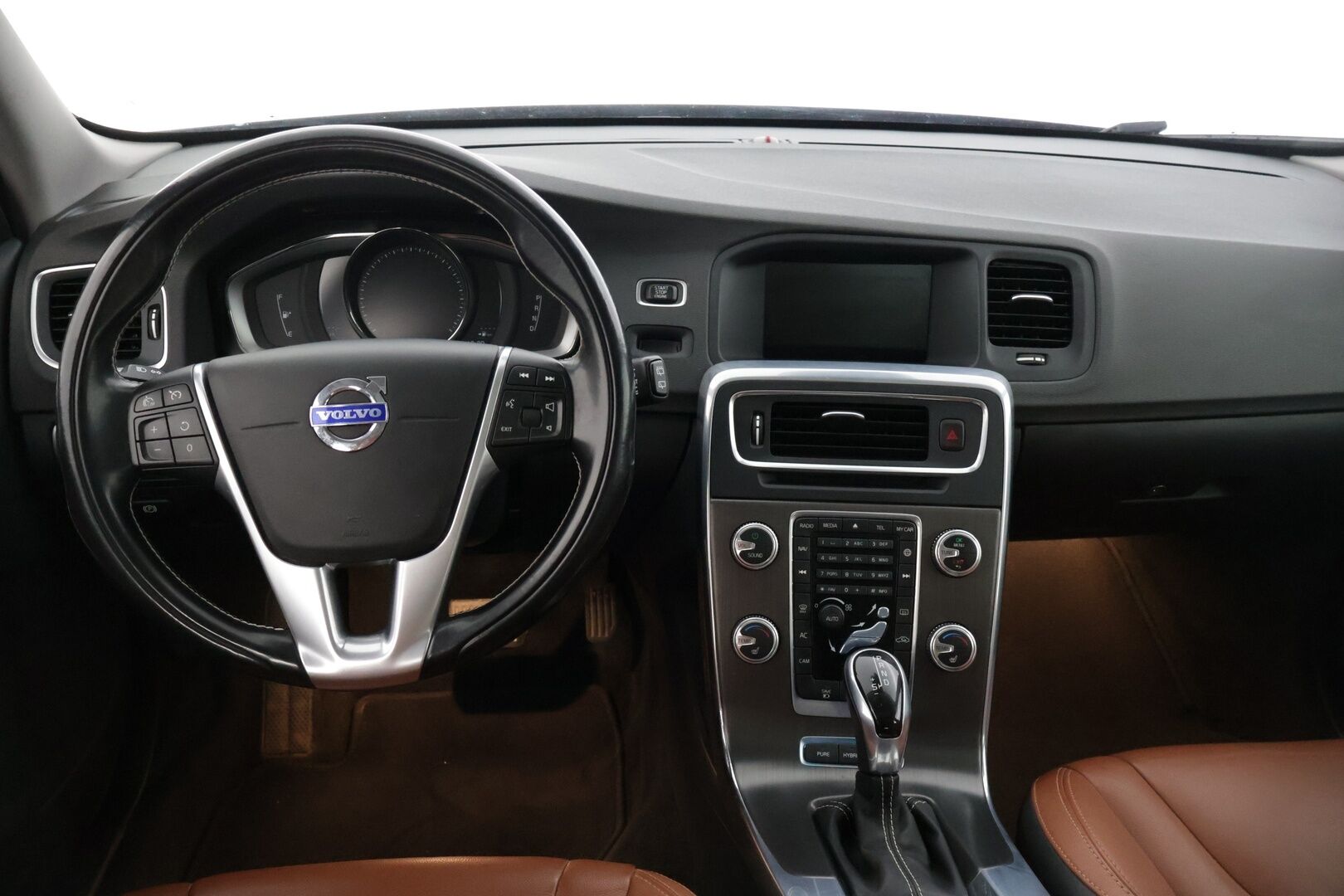 Volvo V60 2015 V60 Plug in Hybrid Farmari (AC) 4ov 2400cm3 A - * Myydään Huutokaupat.com *