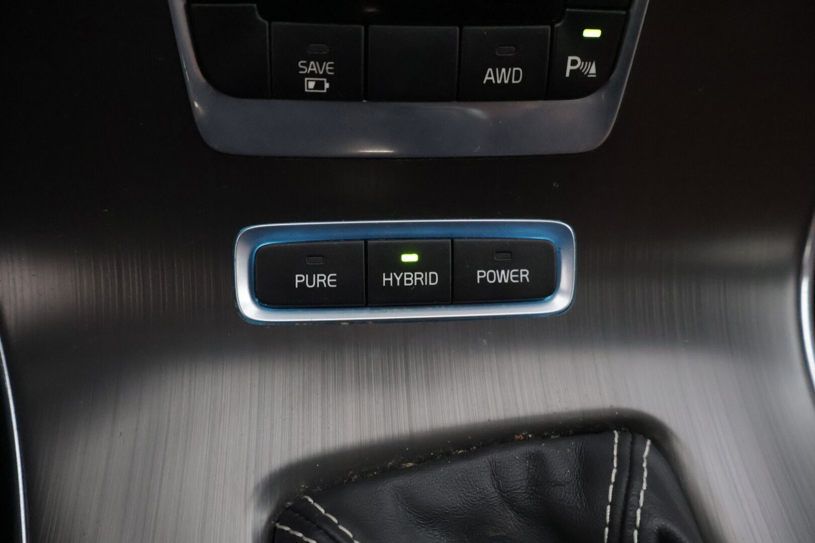 Volvo V60 2015 V60 Plug in Hybrid Farmari (AC) 4ov 2400cm3 A - * Myydään Huutokaupat.com *