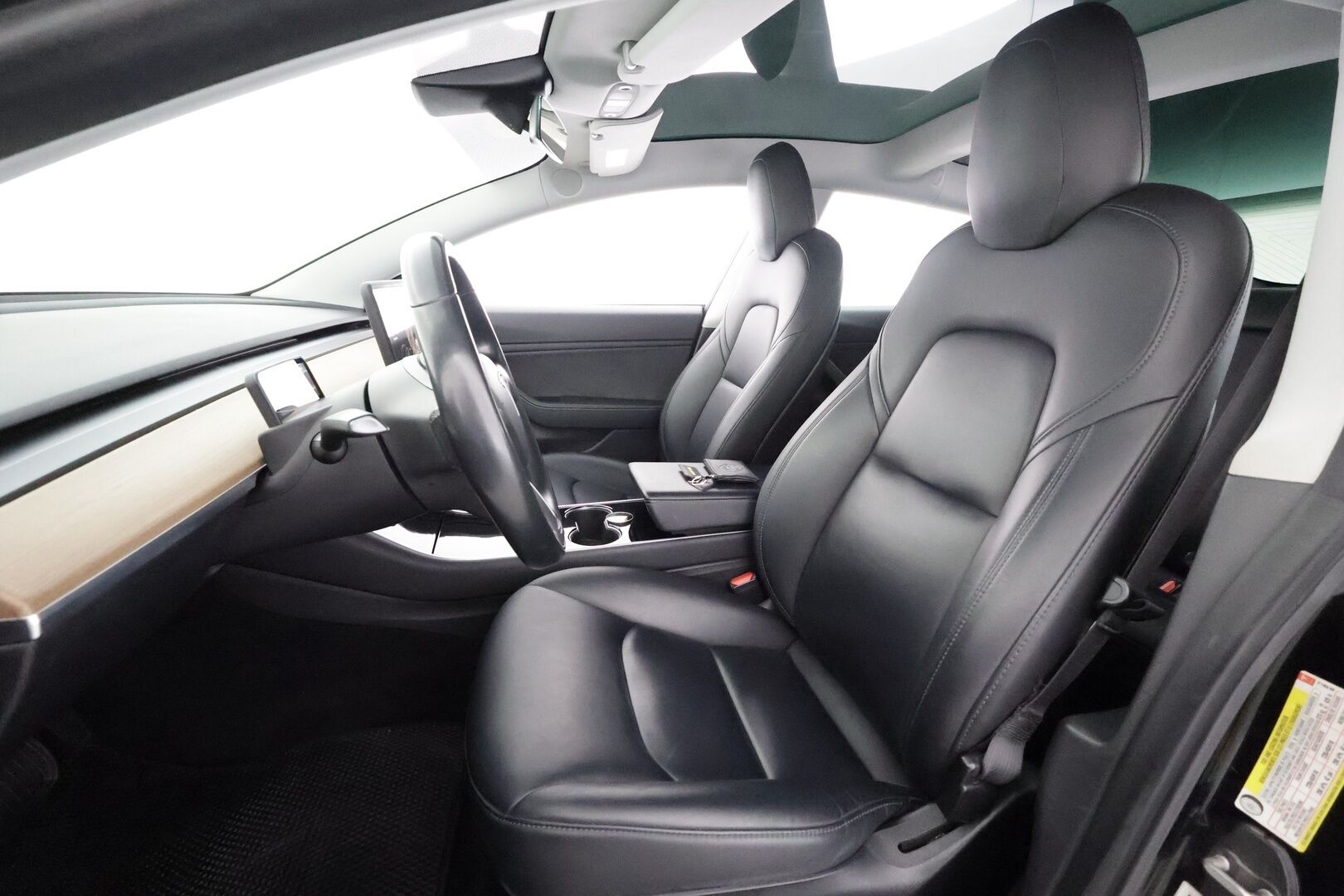 Tesla Model 3 2019 Long-Range Dual Motor AWD - | ACC | Premium Audio | Lasikatto | Digmittaristo | Sähkönahat | Muistipenkki | Autosteer | Keyless | P.kamera ja tutkat | LED | 