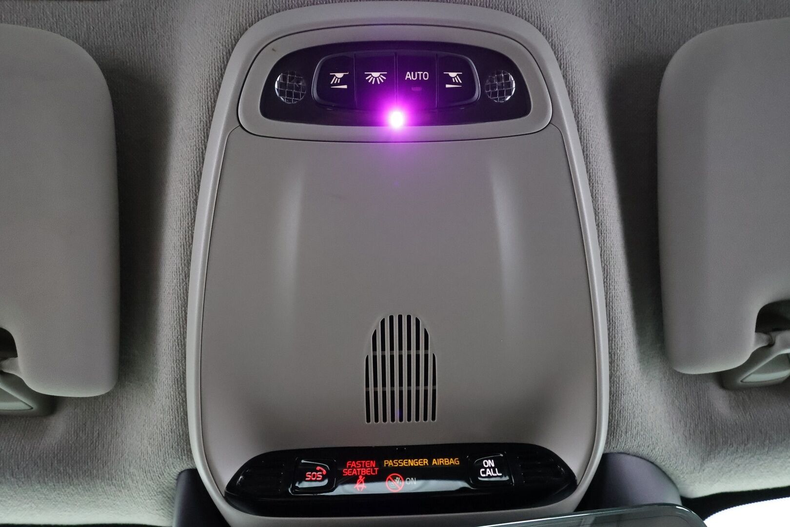 Volvo XC40 2019 D3 AWD Business Inscription aut * Webasto / ACC / LED / P.kamera / Sporttinahat / Keyless / Navi * - 1-om Suomi-auto / Kahdet renkaat / Merkkihuollettu! - Osta nyt, maksa vasta ensi vuonna