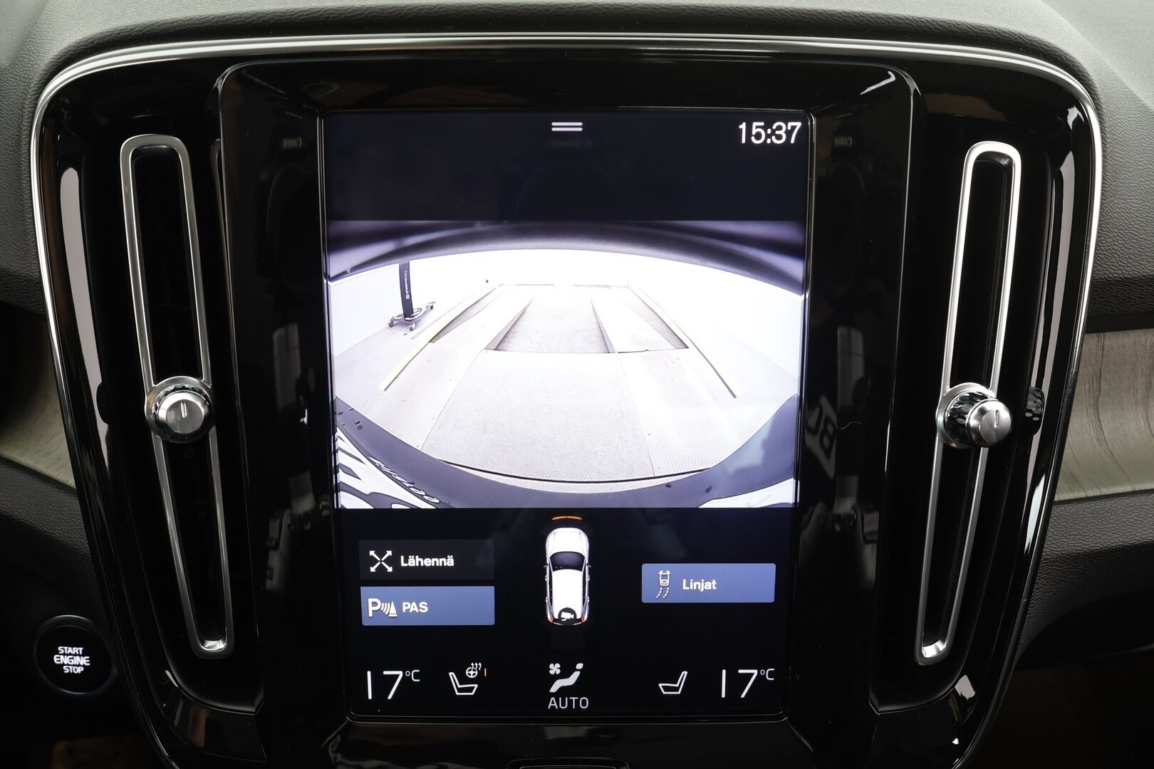 Volvo XC40 2019 D3 AWD Business Inscription aut * Webasto / ACC / LED / P.kamera / Sporttinahat / Keyless / Navi * - 1-om Suomi-auto / Kahdet renkaat / Merkkihuollettu! - Osta nyt, maksa vasta ensi vuonna