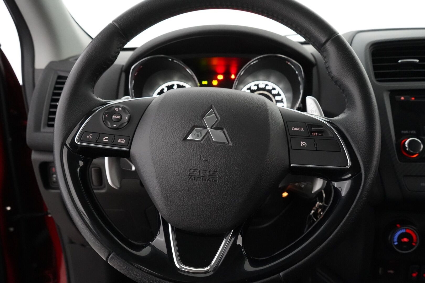 Mitsubishi ASX 2020 2.0 MIVEC Invite CVT 2WD - Vakkari | Lohkolämmitin | BT | Tutkat | Merkkihuollettu | Suomi-auto | Kahdet renkaat | Juuri katsastettu 