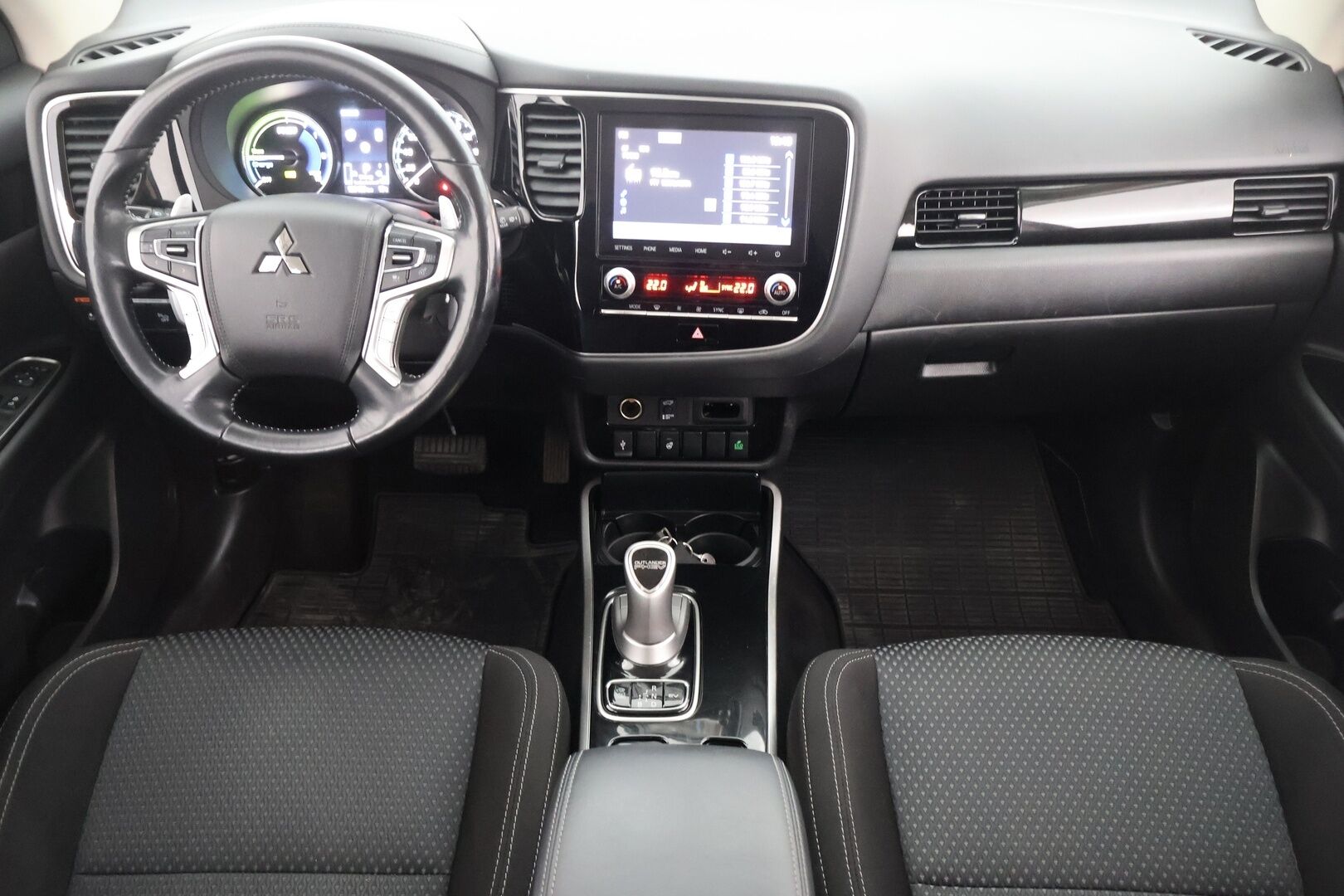 Mitsubishi Outlander PHEV 2021 Active 4WD 5P - ACC | Vetokoukku | P-kamera | Kaistavahti | CarPlay | Keyless | Merkkihuollot