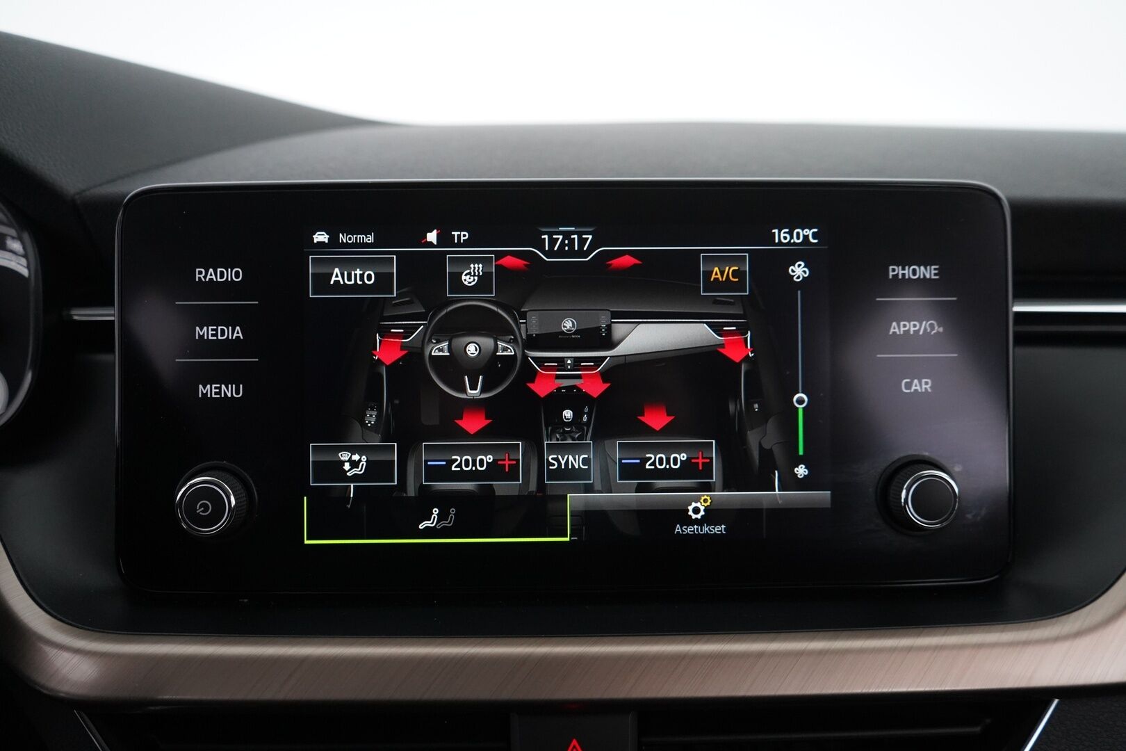 Skoda Scala 2020 1,0 TSI G-TEC Style *ACC / Lohko / Kamera / Tutkat / S.kontti* - Kahdet Skodan alumiinivanteet, sekä hyväkuntoiset renkaat / Viimeisin huolto 08.25 / 1-Omisteinen / Suomi-auto - HULLUT JOULUT KORKOTARJOUS 2,49% 