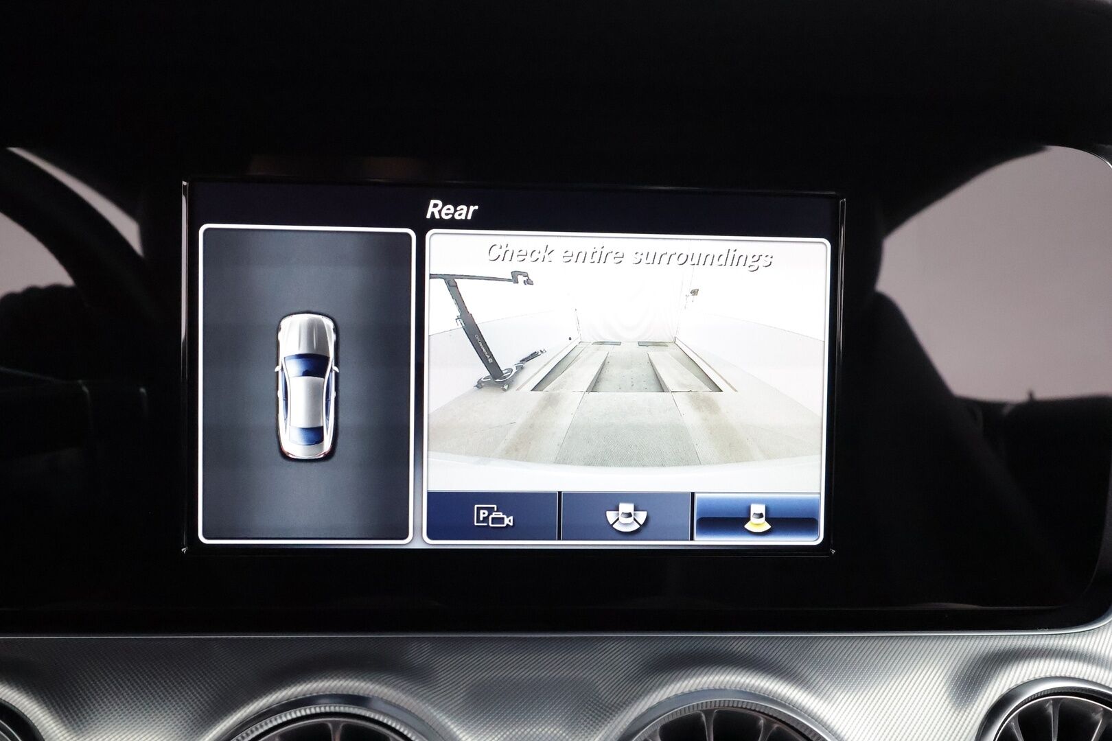 Mercedes-Benz E 2017 200 A Coupé Business AMG * Webasto / Multibeam / P.kamera / Katveavustin / Sportpenkit / Ambient-valot / Keyless * - Kahdet renkaat