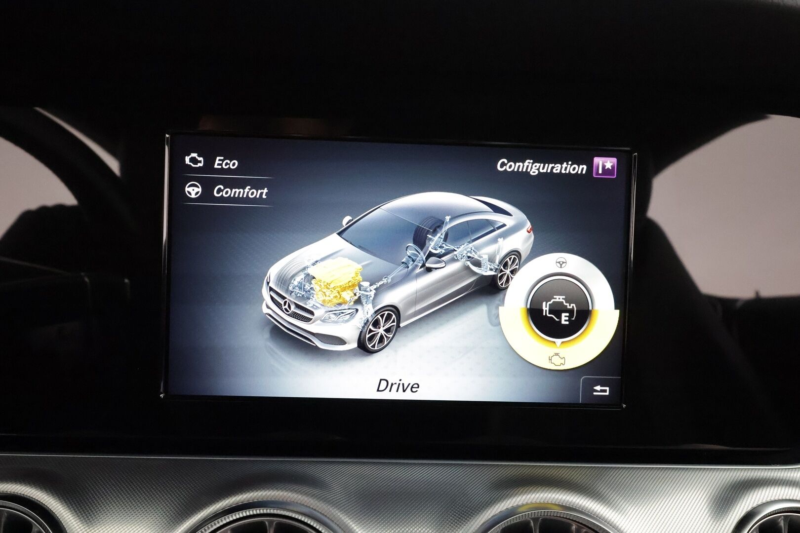 Mercedes-Benz E 2017 200 A Coupé Business AMG * Webasto / Multibeam / P.kamera / Katveavustin / Sportpenkit / Ambient-valot / Keyless * - Kahdet renkaat - HULLU BLACKWEEK KORKOTARJOUS 2,49%