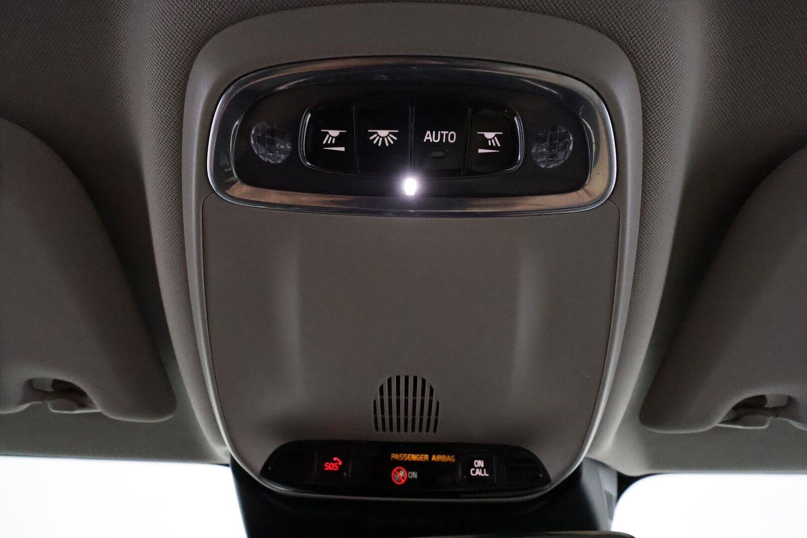 Volvo V60 2020 D3 AWD Business aut **Webasto / Adapt.Vakkari / LED-valot / P.Tutkat / Harman/Kardon / Sporttinahat / Navi** - Suomi-auto / Kahdet Renkaat