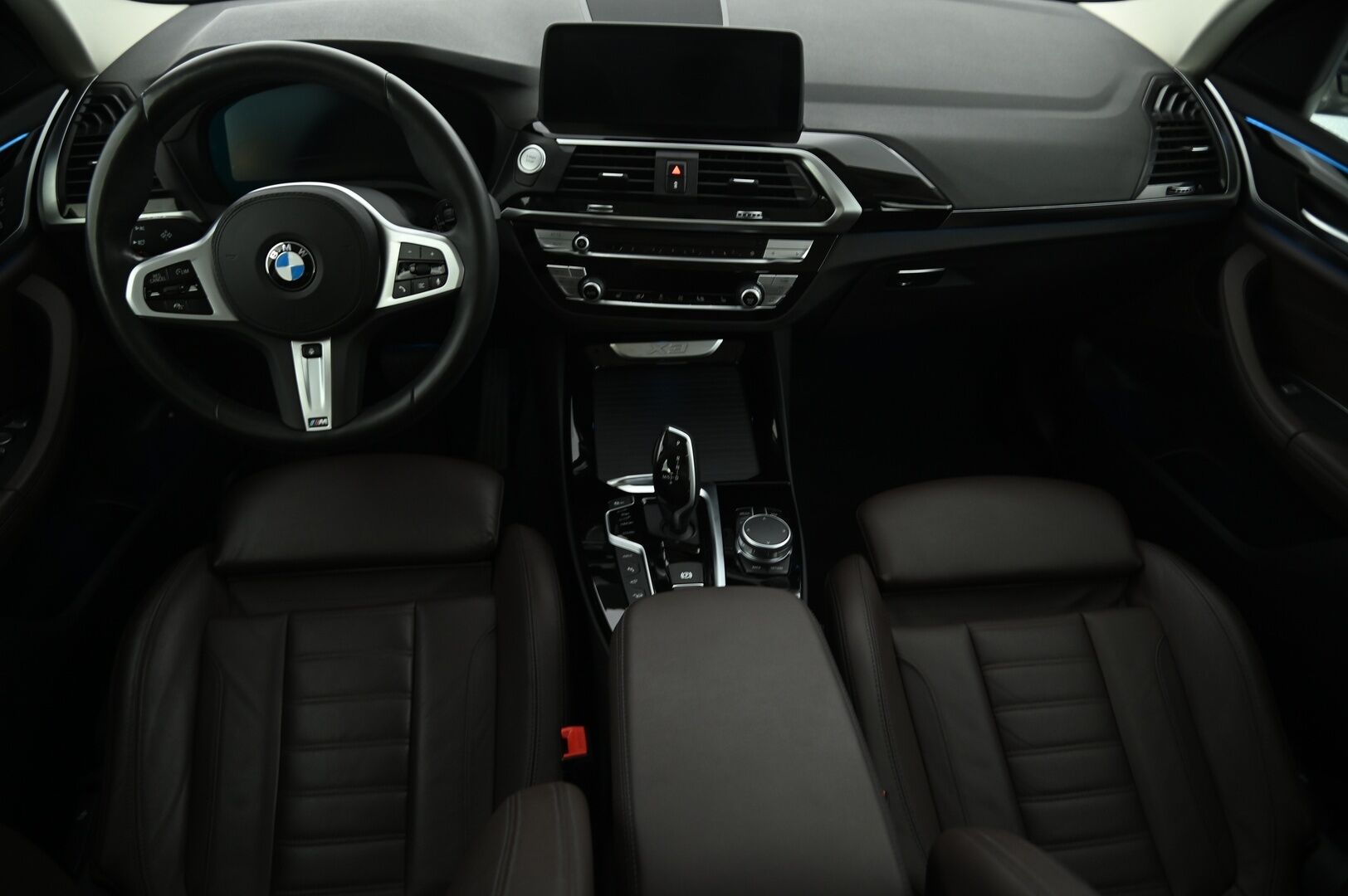 BMW X3 2020 G01 xDrive 30e A Business xLine *ACC / Adapt. LED /360-kamera / Hifi / Eleohjaus / M-Sport ratti / Nahat / Proff. nav / Carplay* - 3,99 % KORKOTARJOUS TÄHÄN AUTOON - Akkutestattu! SOH Arvo 90% /1- omisteinen Suomi-auto täydellisellä merkkihuolto historialla!