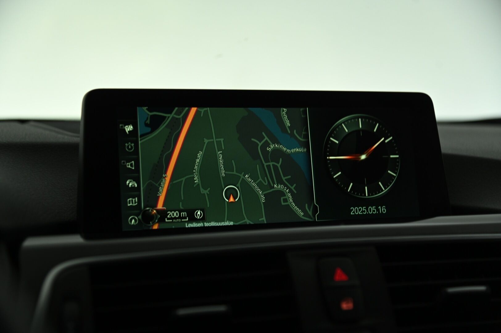 BMW 330 2017 7.6kWh, 330e iPerformance Sedan **Adapt. vakkari / Prof.Nafi / Hifit / LED / Sporttipenkit** - Näyttävä / Taloudellinen / Juuri katsastettu*