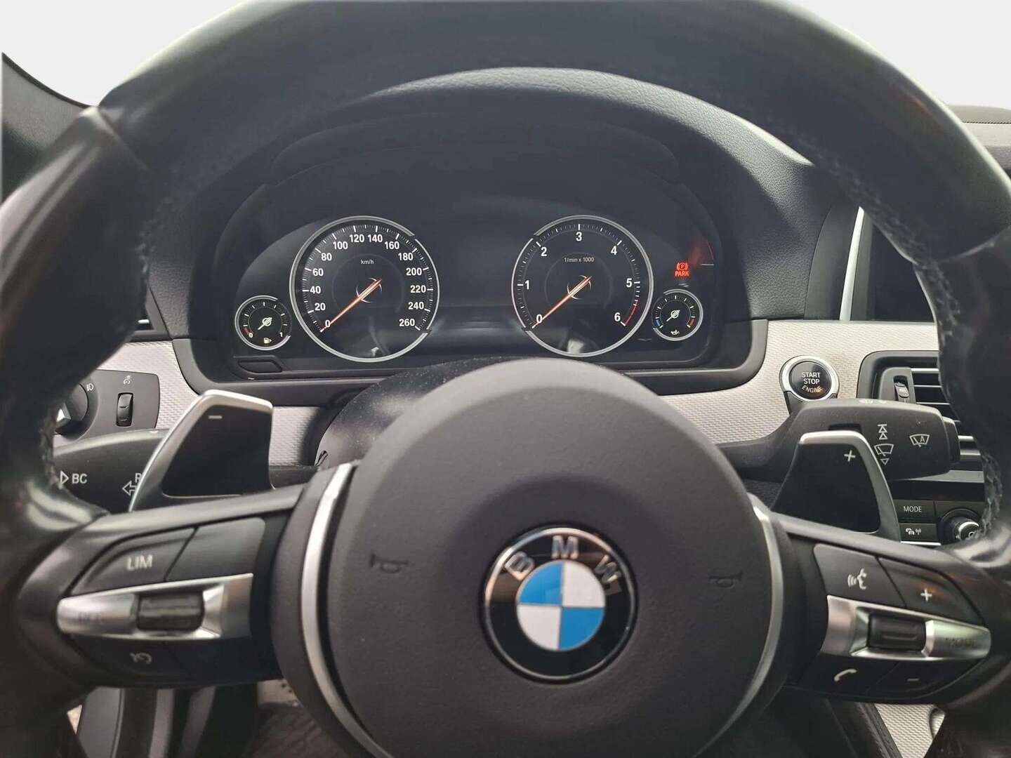 BMW 530 2016 F11 Touring 530d A xDrive Business M Sport - | Digimittaristo | HUD | Panoraama | Comfort Penkit Muistilla | Soft Close | DA | Proffa Navi | Comfort Access | Adap. LED | 