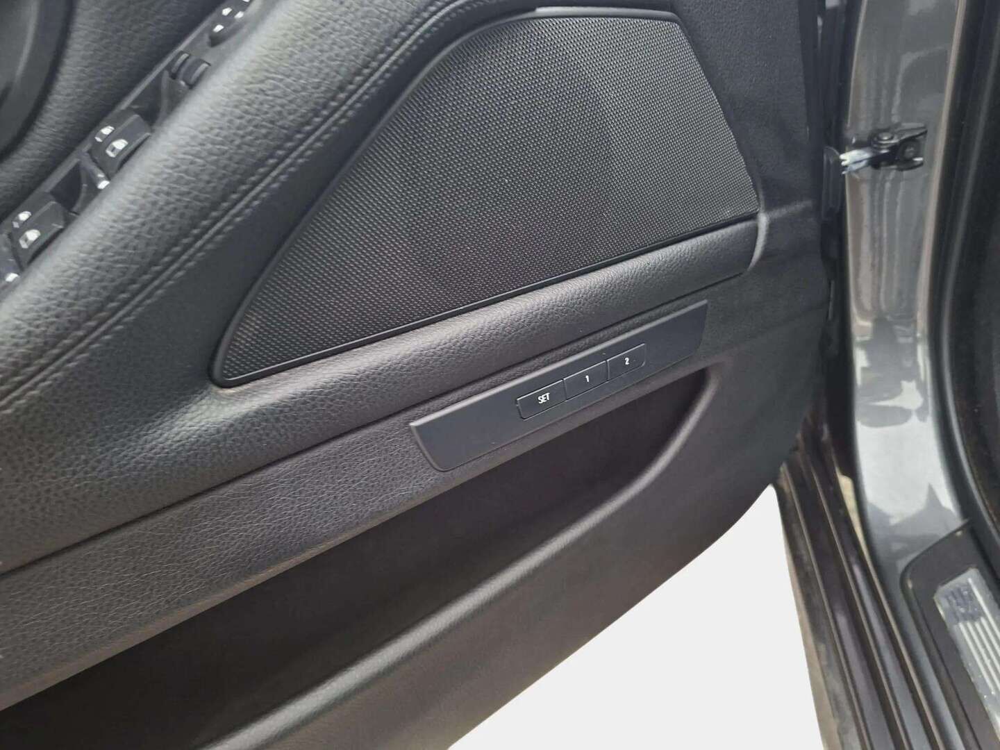 BMW 530 2016 F11 Touring 530d A xDrive Business M Sport - | Digimittaristo | HUD | Panoraama | Comfort Penkit Muistilla | Soft Close | DA | Proffa Navi | Comfort Access | Adap. LED | 