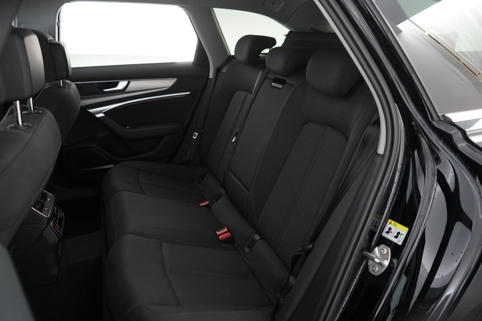 Audi A6 2020 Avant Business Sport 40 TDI MHEV quattro S tronic *Webasto / Matrix LED / B&O / 360 Kamera / Navi * - Suomi-auto / Merkkihuoltohistoria / Jakohihna vaihdettu 204tkm / Kahdet Audin vanteet