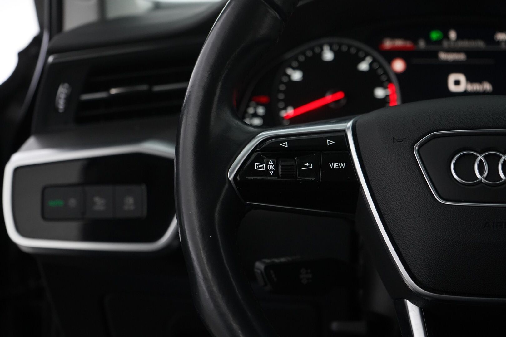 Audi A6 2020 Avant Business Sport 40 TDI MHEV quattro S tronic *Webasto / Matrix LED / B&O / 360 Kamera / Navi * - Suomi-auto / Merkkihuoltohistoria / Jakohihna vaihdettu 204tkm / Kahdet Audin vanteet