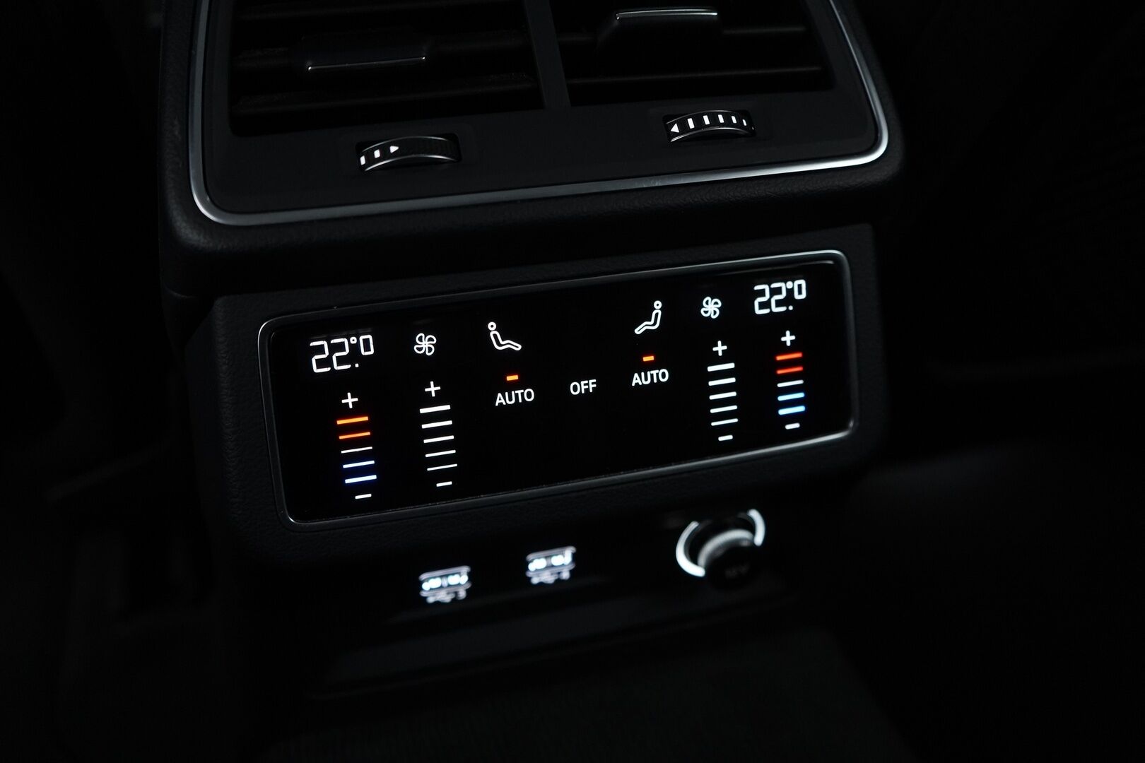 Audi A6 2020 Avant Business Sport 40 TDI MHEV quattro S tronic *Webasto / Matrix LED / B&O / 360 Kamera / Navi * - Suomi-auto / Merkkihuoltohistoria / Jakohihna vaihdettu 204tkm / Kahdet Audin vanteet