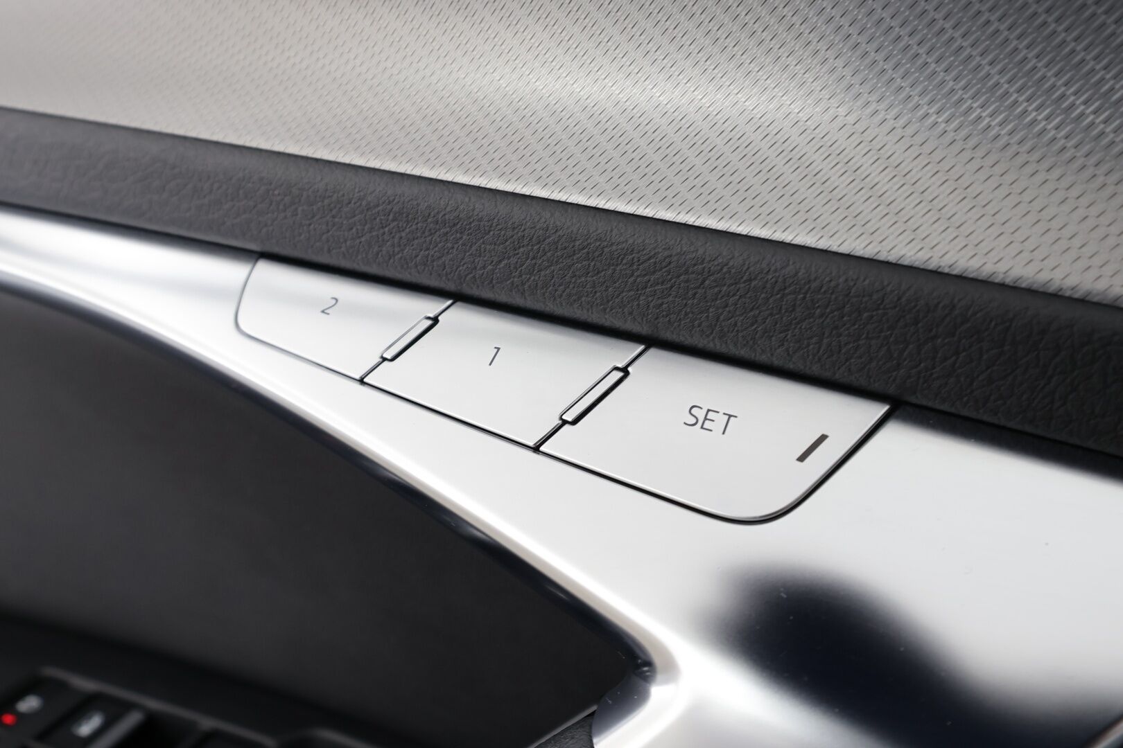 Audi A6 2020 Sedan Business Sport 50 TFSI e quattro S tronic * ACC / B&O / Night Vision / HUD / 360° / Muistipenkki / Navi * - KATSO POIKKEUKSELLINEN HINTA! / Suomi-auto / SoH 90.4% / Kahdet OEM vanteet / Huippuvarusteet! / Myydään juuri huollettuna