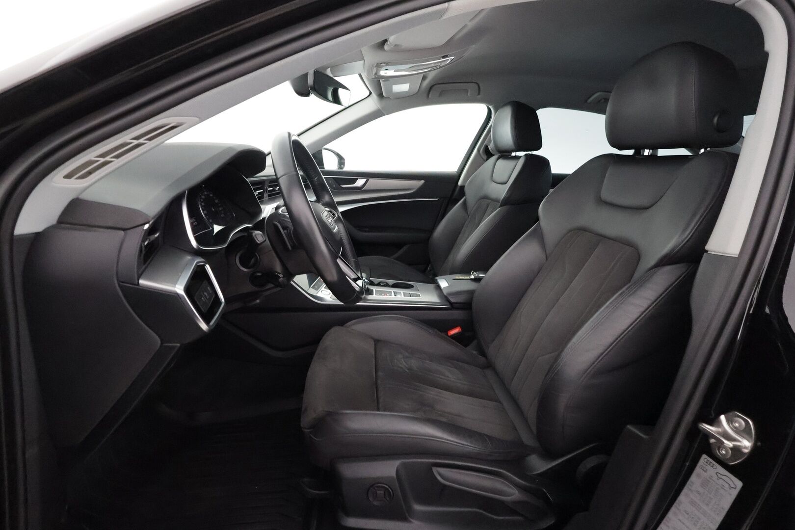 Audi A6 2020 Sedan Business Sport 40 TDI MHEV quattro S tronic - 3,99 % KORKOTARJOUS TÄHÄN AUTOON - 31.5. ASTI! - Suomi auto / P.kamera  / Navi / Sporttipenkit / Vakkari / Merkkihuollettu!