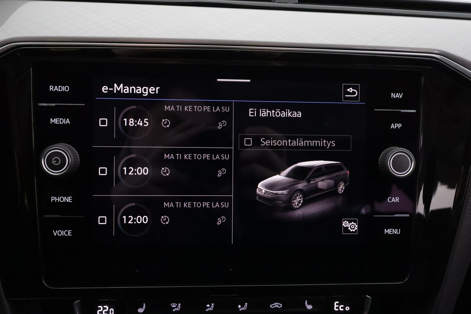 Volkswagen Passat 2020 Variant GTE Plug-In Hybrid 160 kW DSG * Webasto / Koukku / ACC / Matrix / P.Kamera / Kaistavahti / Navi / Keyless * - Suomi-auto / Kahdet renkaat aluvanteilla / 2x Latauskaapelit - HULLUT AVAJAISHULINAT KORKOTARJOUS 3,29 %