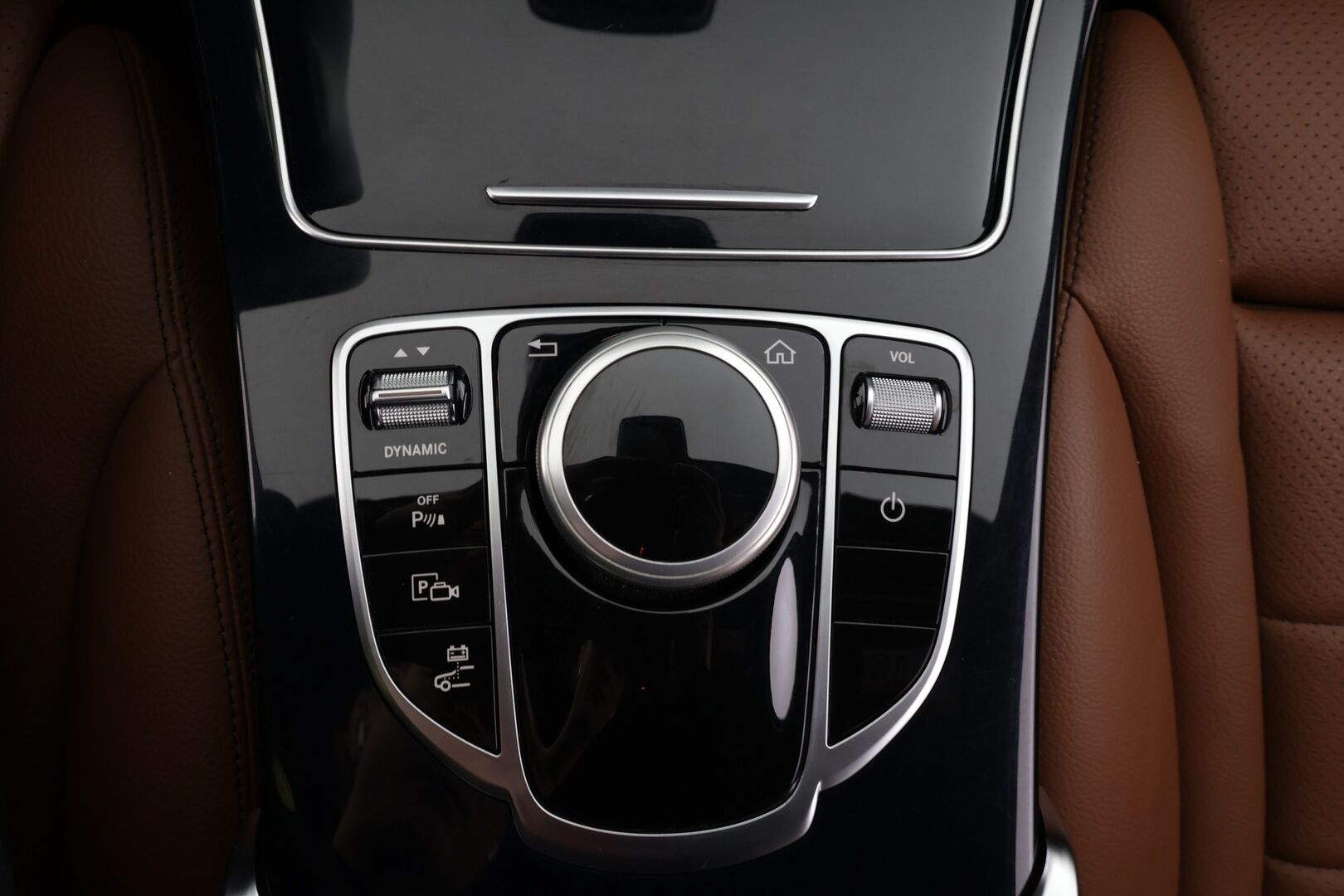 Mercedes-Benz C 2020 300 e 4MATIC A Business AMG Edition EQ Power * Facelift / Distronic / Multibeam LED / P.kamera / Sporttinahat / Navi * - Suomi-auto 