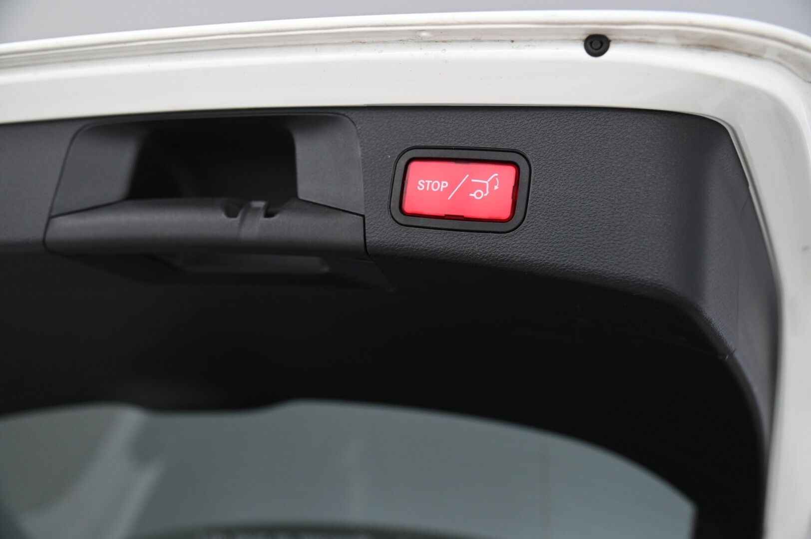 Mercedes-Benz C 2020 300 de T A Business AMG Edition EQ Power *DTR+ / Suomi-Auto / Navi / P-Kamera / Multibeam-LED* - *Juuri saapunut ja B-Huolto tehty! / AMG-Sisä- ja ulkonäköpaketti / ACC / Urheiluistuimet / Lisälämmitys / Tutkat / Musta sisäkattoverhoilu/ Siisti!* - HULLU BLACKWEEK KORKOTARJOUS 2,49%