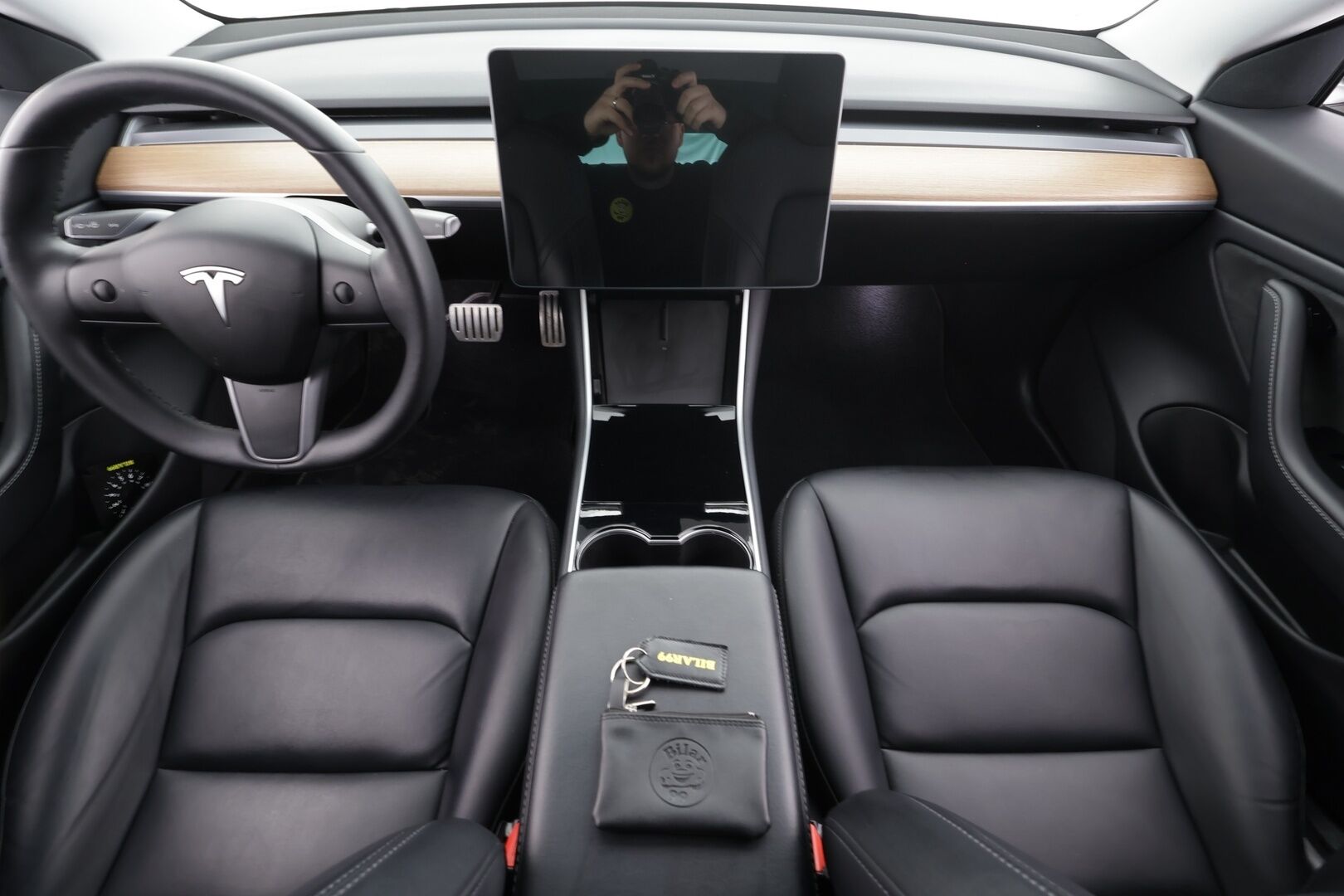 Tesla Model 3 2020 Performance * ACC / Lasikatto / Premium Audio / P.Kamera / Muistipenkki / Kaistavahti * - Suomi-auto