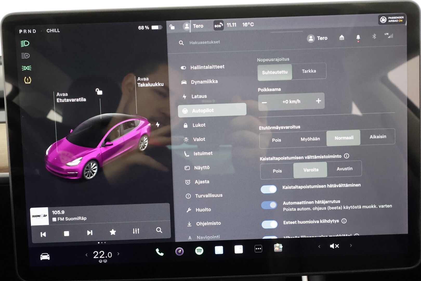 Tesla Model 3 2020 Performance * ACC / Lasikatto / Premium Audio / P.Kamera / Muistipenkki / Kaistavahti * - Suomi-auto