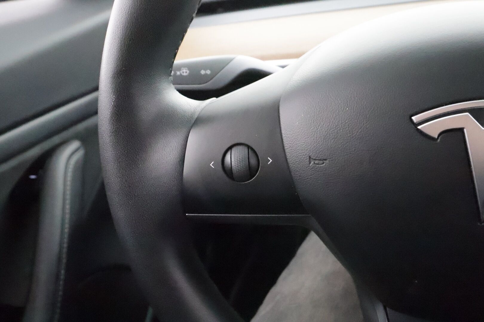 Tesla Model 3 2020 Performance * ACC / Lasikatto / Premium Audio / P.Kamera / Muistipenkki / Kaistavahti * - Suomi-auto