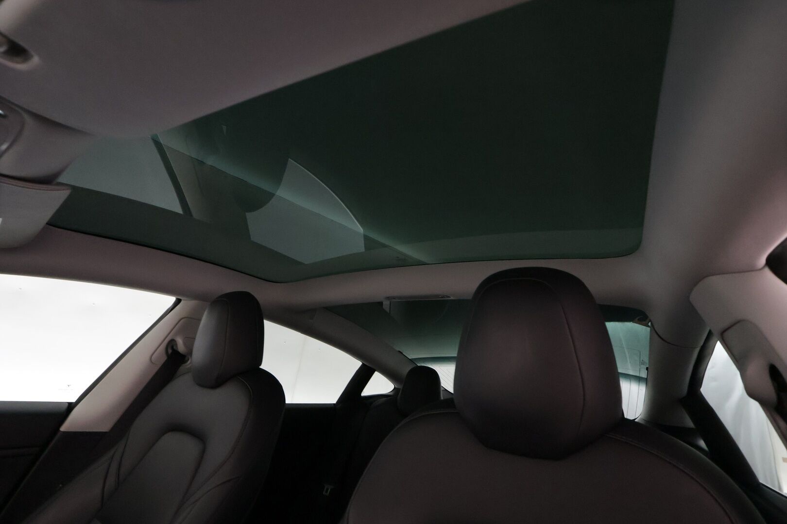 Tesla Model 3 2020 Standard Range Plus - | ACC | Lasikatto | Sähkönahat | Muistipenkki | LED | P.kamera ja tutkat | Autosteer | RCTA | Premium kaiuttimet | 2x renkaat aluin | 