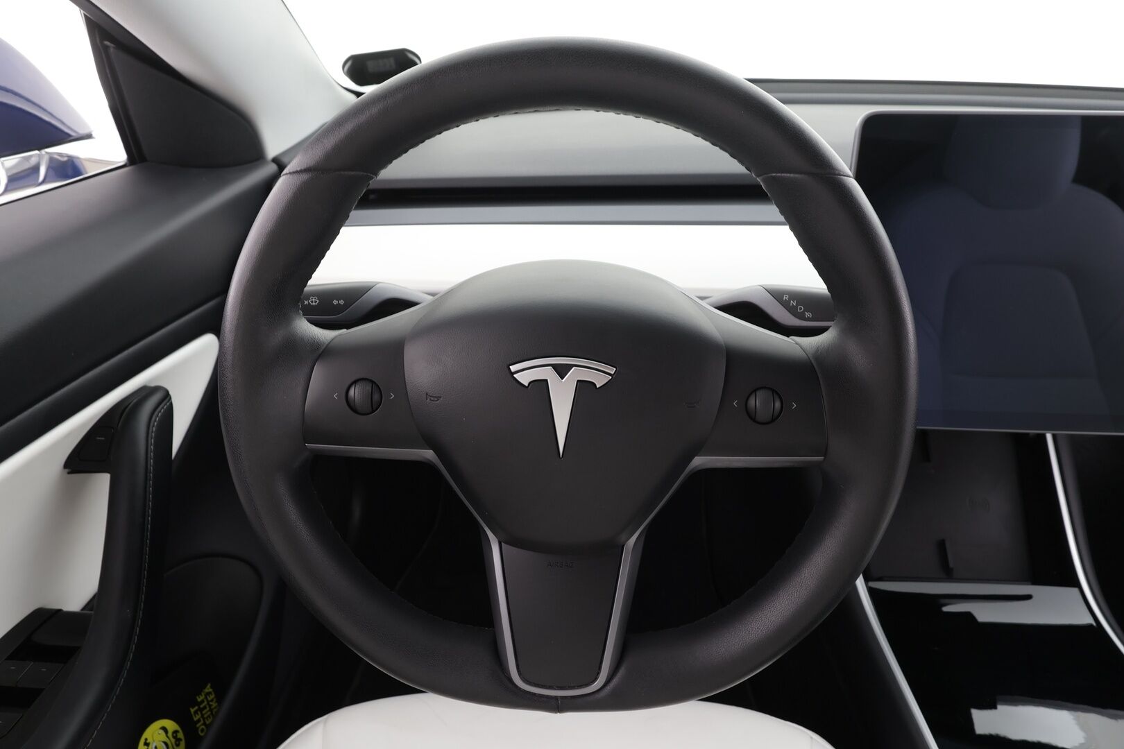 Tesla Model 3 2020 Performance * Suomi-auto / Lasikatto / Premium Audio / Vaaleat nahat / P.kamera * - Akku kuntotarkastettu SoH 95,5% / Kahdet renkaat aluvanteilla