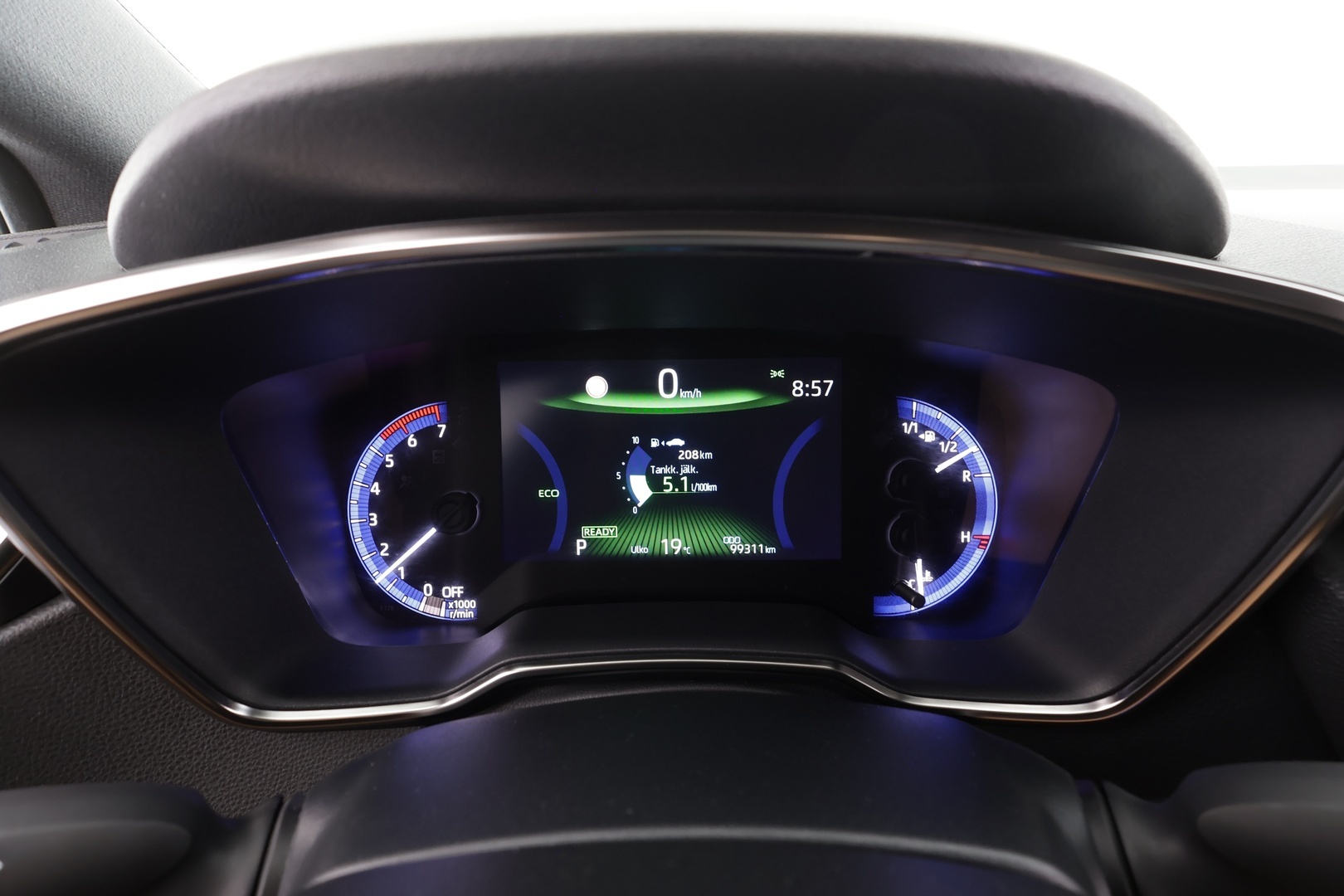 Toyota Corolla 2020 Touring Sports 1,8 Hybrid Style - | Koukku | ACC | LED | P.Kamera | Sisätilanlämmitin | Navi | Kaistavahti | Keyless | Ratinlämmitys | Apple&Android | Kahdet renkaat | Merkkihuollot | Suomi-auto |