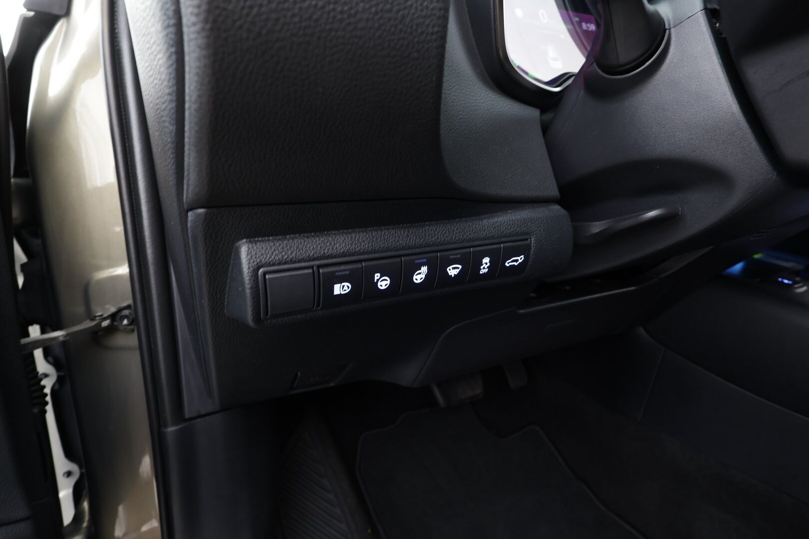 Toyota Corolla 2020 Touring Sports 1,8 Hybrid Style - | Koukku | ACC | LED | P.Kamera | Sisätilanlämmitin | Navi | Kaistavahti | Keyless | Ratinlämmitys | Apple&Android | Kahdet renkaat | Merkkihuollot | Suomi-auto |
