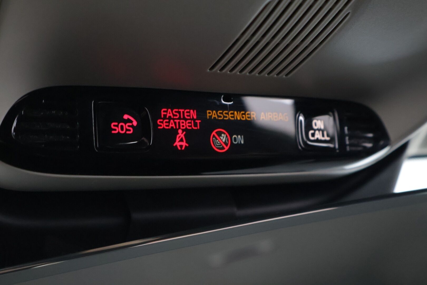 Volvo V60 2020 D3 AWD Business aut *MYYDÄÄN HUUTOKAUPAT.COM*