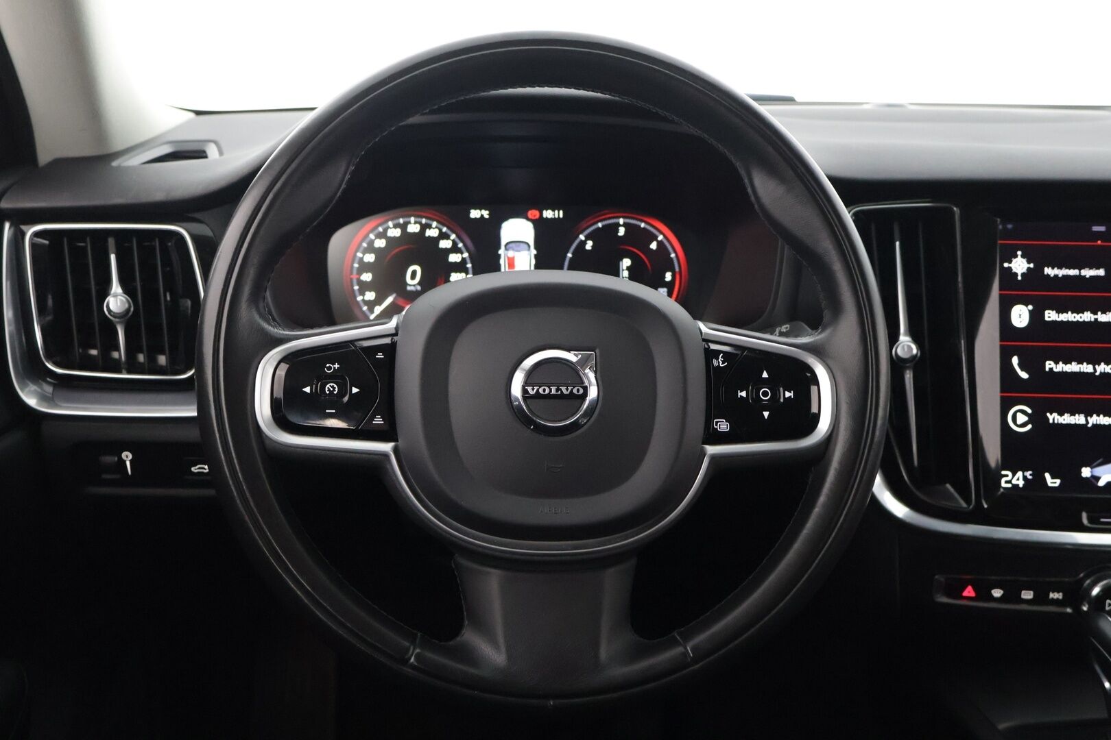 Volvo V60 2020 D3 AWD Business aut *MYYDÄÄN HUUTOKAUPAT.COM*