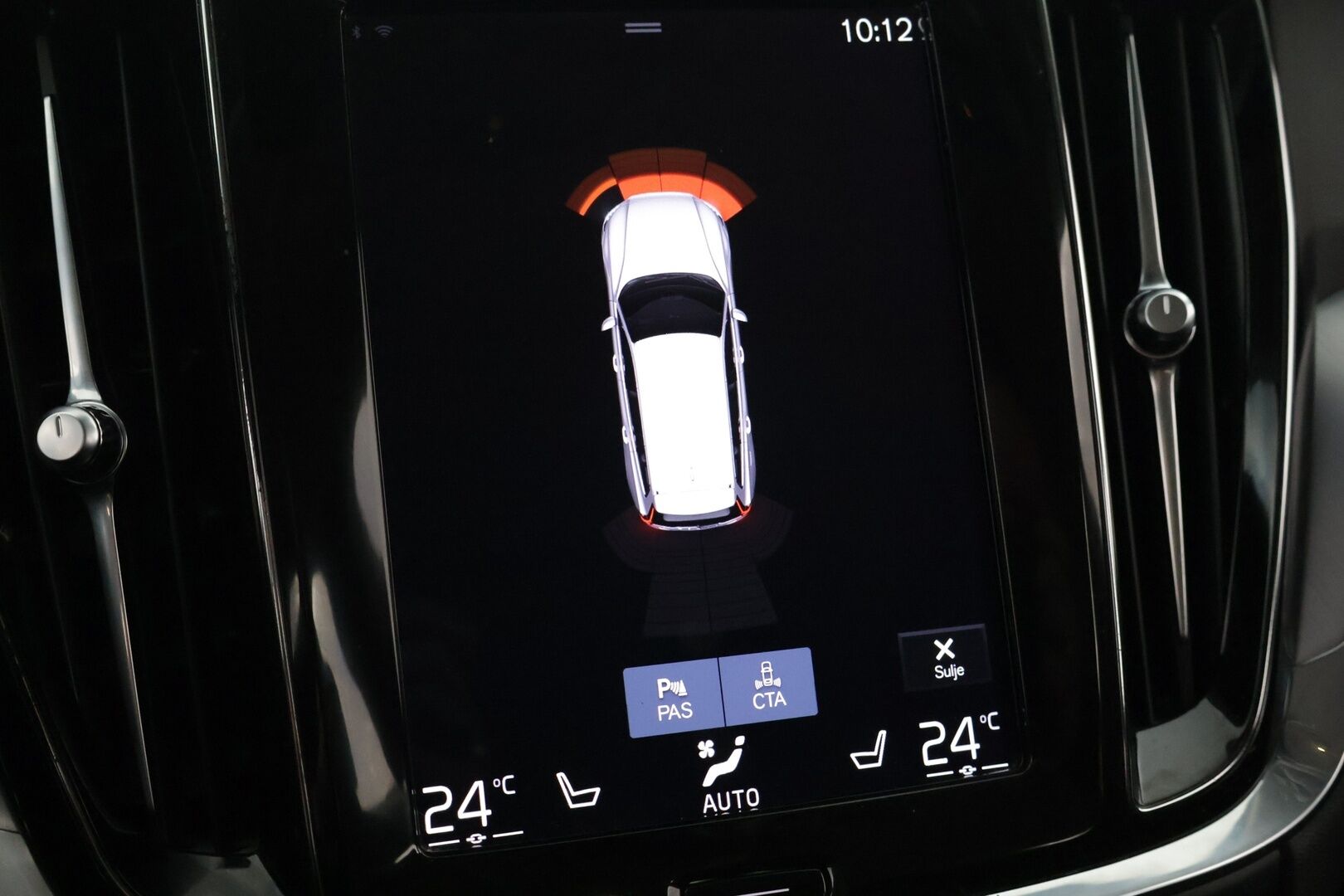 Volvo V60 2020 D3 AWD Business aut *MYYDÄÄN HUUTOKAUPAT.COM*