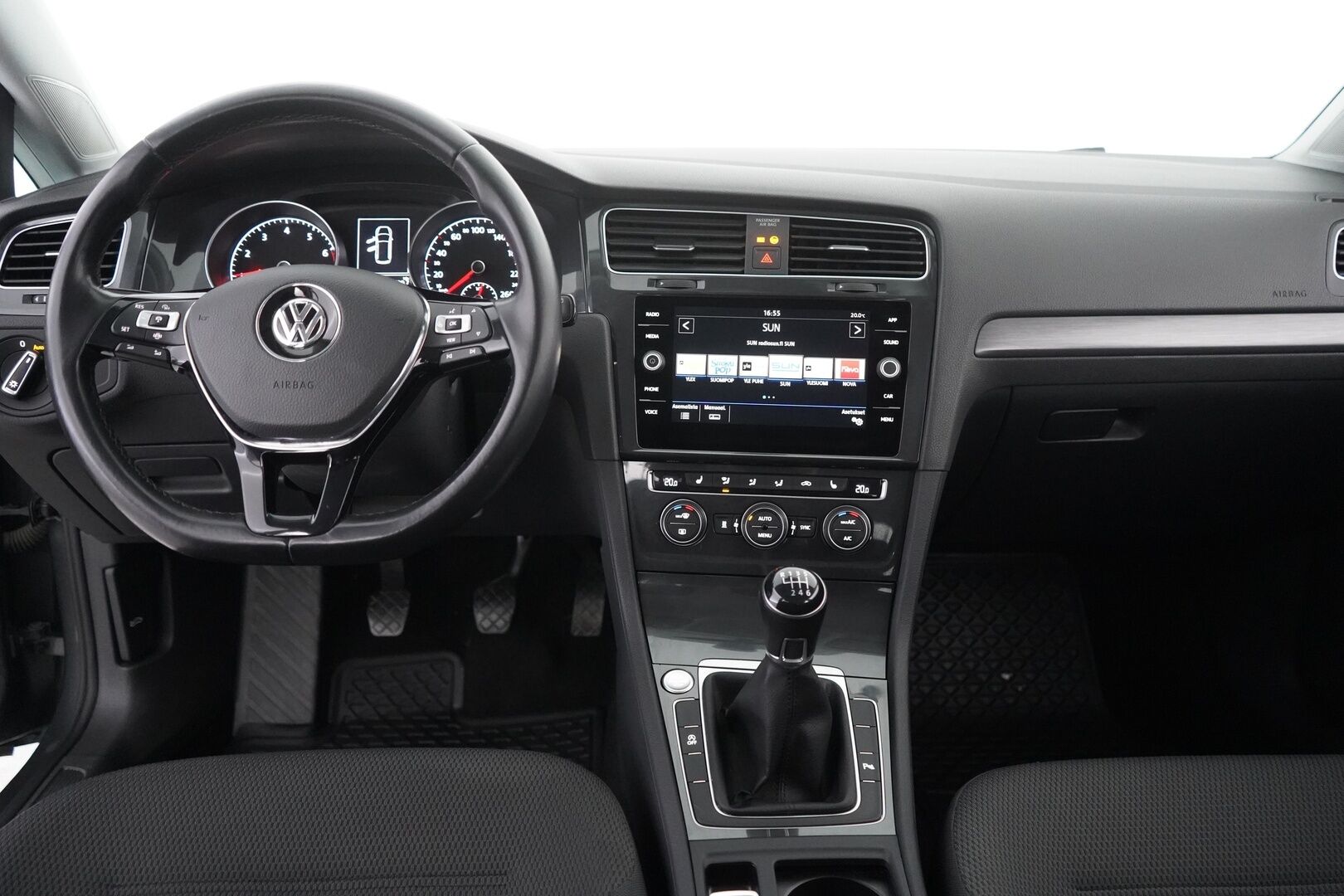 Volkswagen Golf 2020 Variant Comfortline Limited 1,5 TSI EVO 96 kW (130 hv) BLUEMOTION - Suomi-auto | ACC | Webasto | Kamera | 2 x OEM vanteet | Fiksut huollot