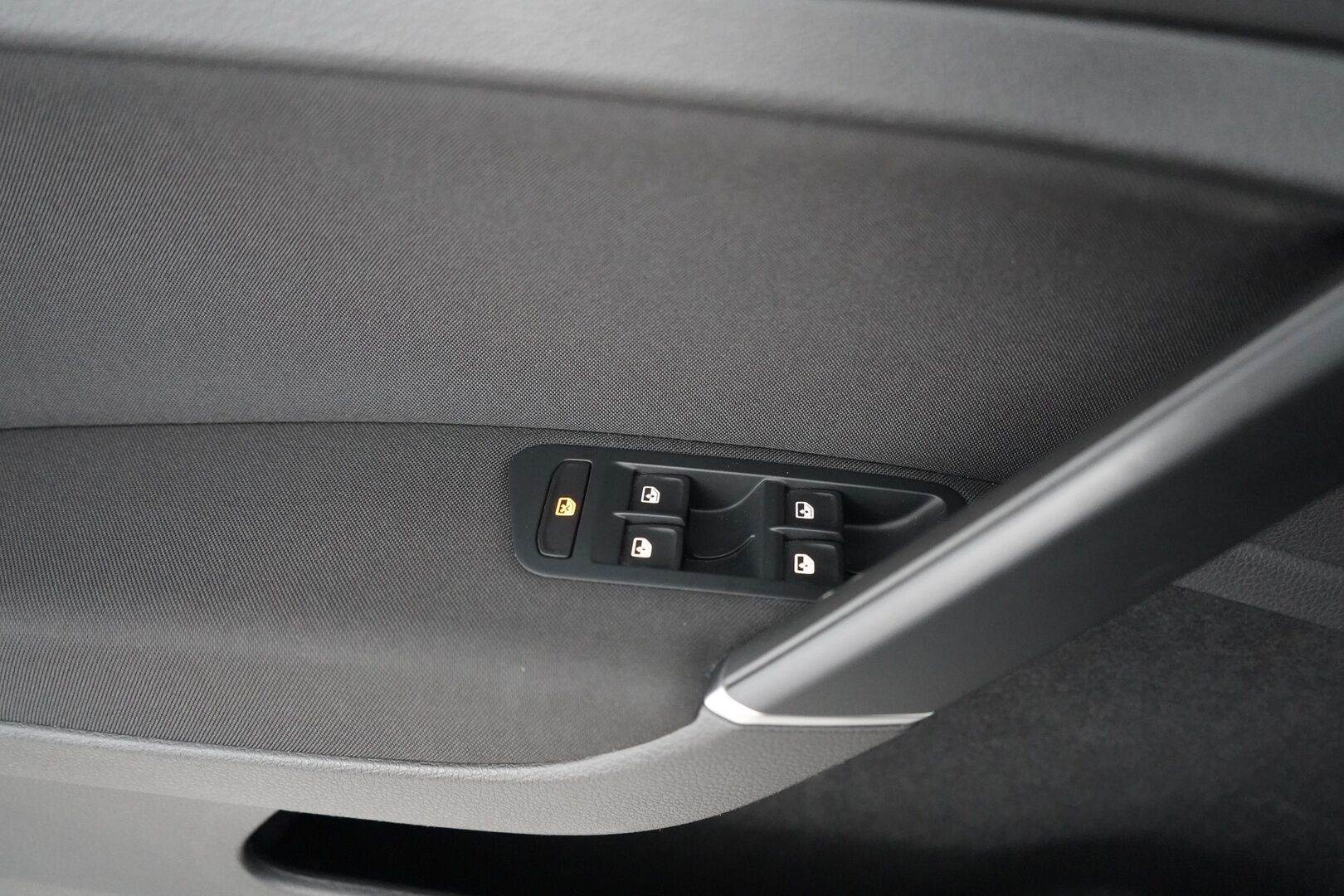 Volkswagen Golf 2020 Variant Comfortline Limited 1,5 TSI EVO 96 kW (130 hv) BLUEMOTION - Suomi-auto | ACC | Webasto | Kamera | 2 x OEM vanteet | Fiksut huollot