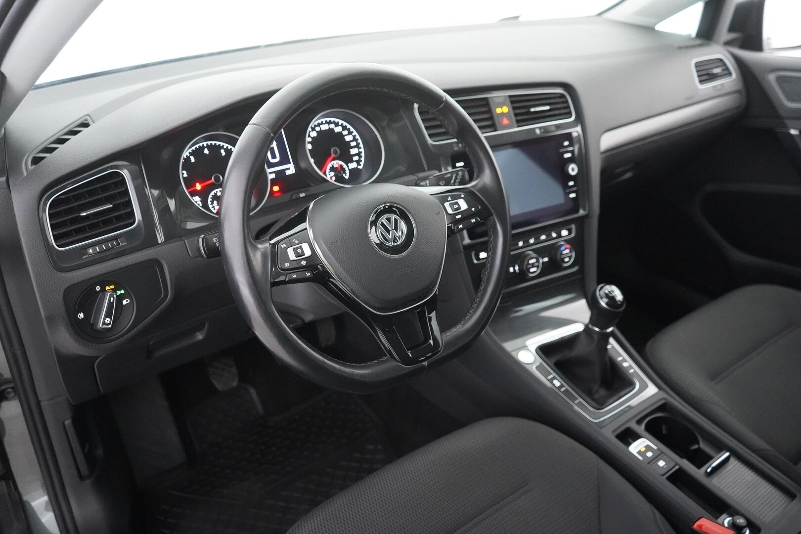 Volkswagen Golf 2020 Variant Comfortline Limited 1,5 TSI EVO 96 kW (130 hv) BLUEMOTION - Suomi-auto | ACC | Webasto | Kamera | 2 x OEM vanteet | Fiksut huollot