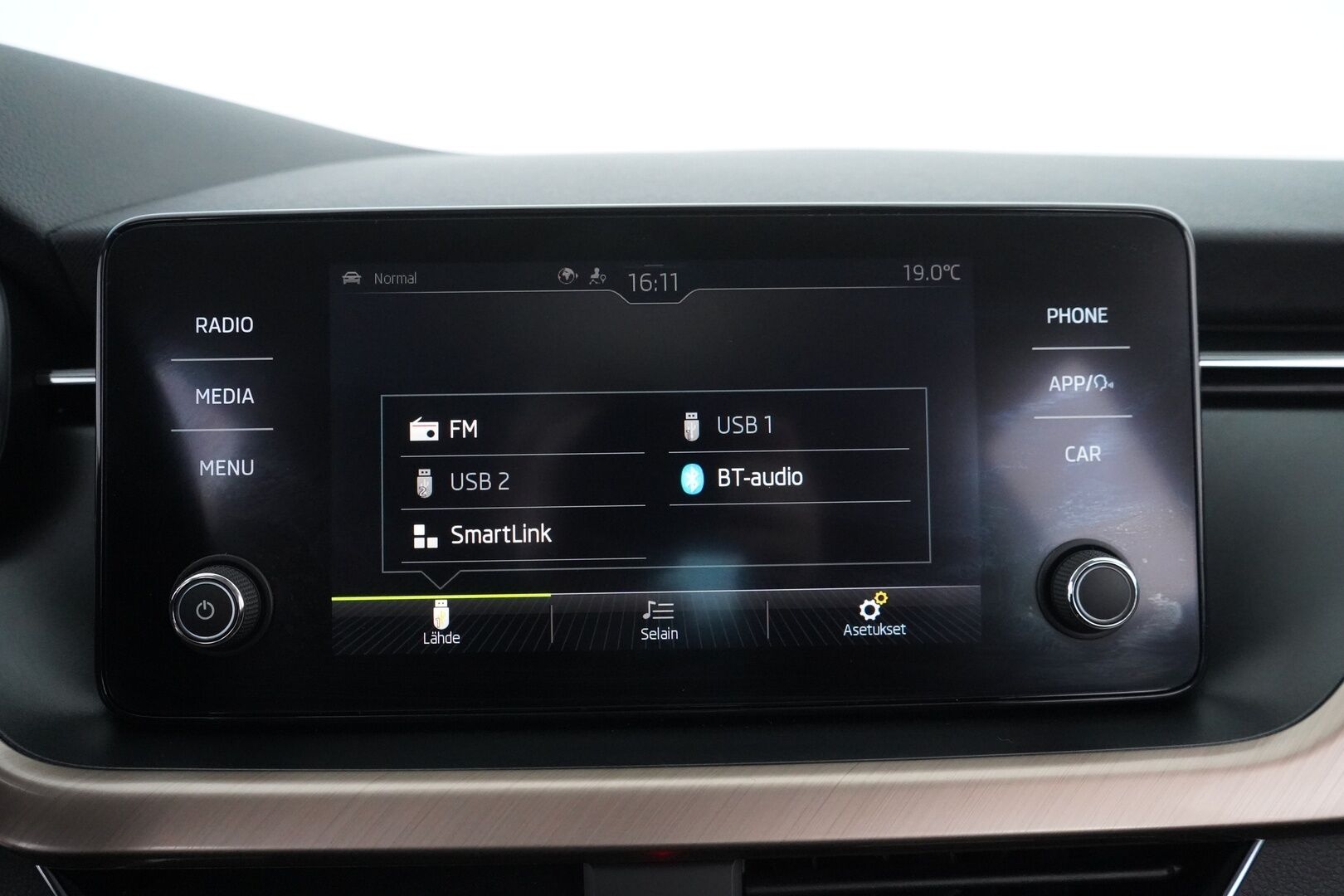 Skoda Scala 2020 1.0 TSI 115 Style DSG Autom. - Kamera | Acc | Digimittaristo | Lohko | Keyless | BT | Suomi-auto | Kahdet renkaat
