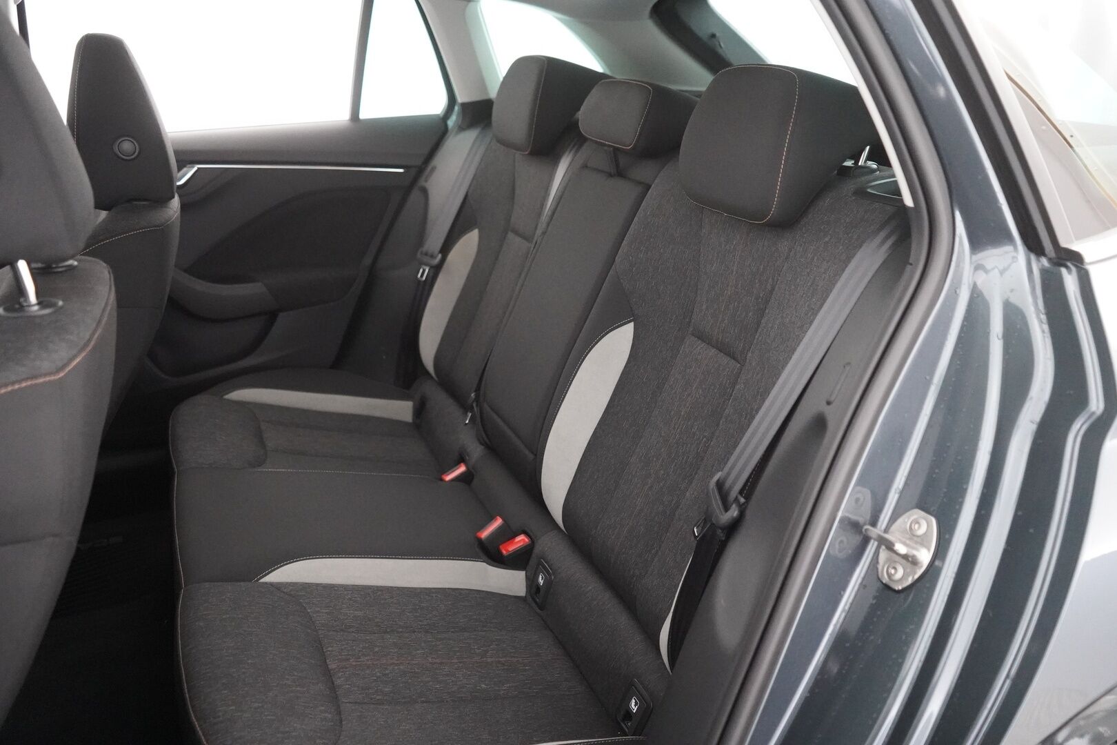 Skoda Scala 2020 1.0 TSI 115 Style DSG Autom. - Kamera | Acc | Digimittaristo | Lohko | Keyless | BT | Suomi-auto | Kahdet renkaat