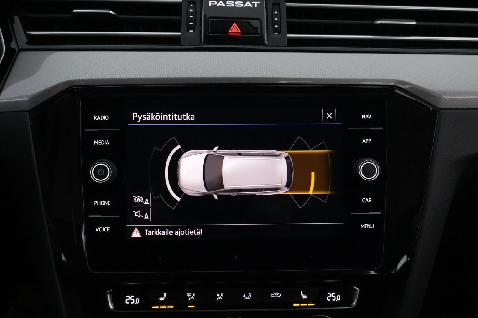 Volkswagen Passat 2020 Variant Style 1,5 TSI EVO 110 kW DSG-automaatti * Suomiauto / Webasto / Adapt.Vakkari / LED / ergoComfort / 2-Omisteinen! - Jakopää juuri tehty / 2x Hyvät renkaat aluvantein / Juuri tullut Tampereelle!