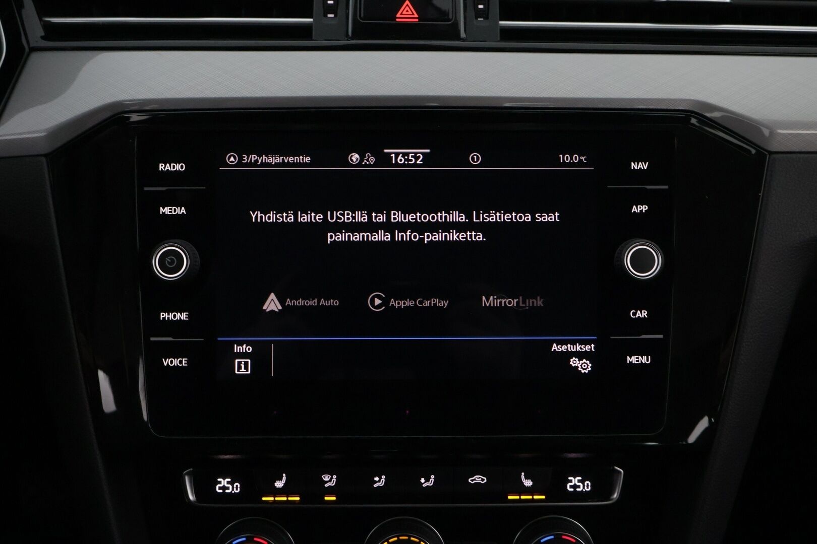 Volkswagen Passat 2020 Variant Style 1,5 TSI EVO 110 kW DSG-automaatti * Suomiauto / Webasto / Adapt.Vakkari / LED / ergoComfort / 2-Omisteinen! - Jakopää juuri tehty / 2x Hyvät renkaat aluvantein / Juuri tullut Tampereelle!