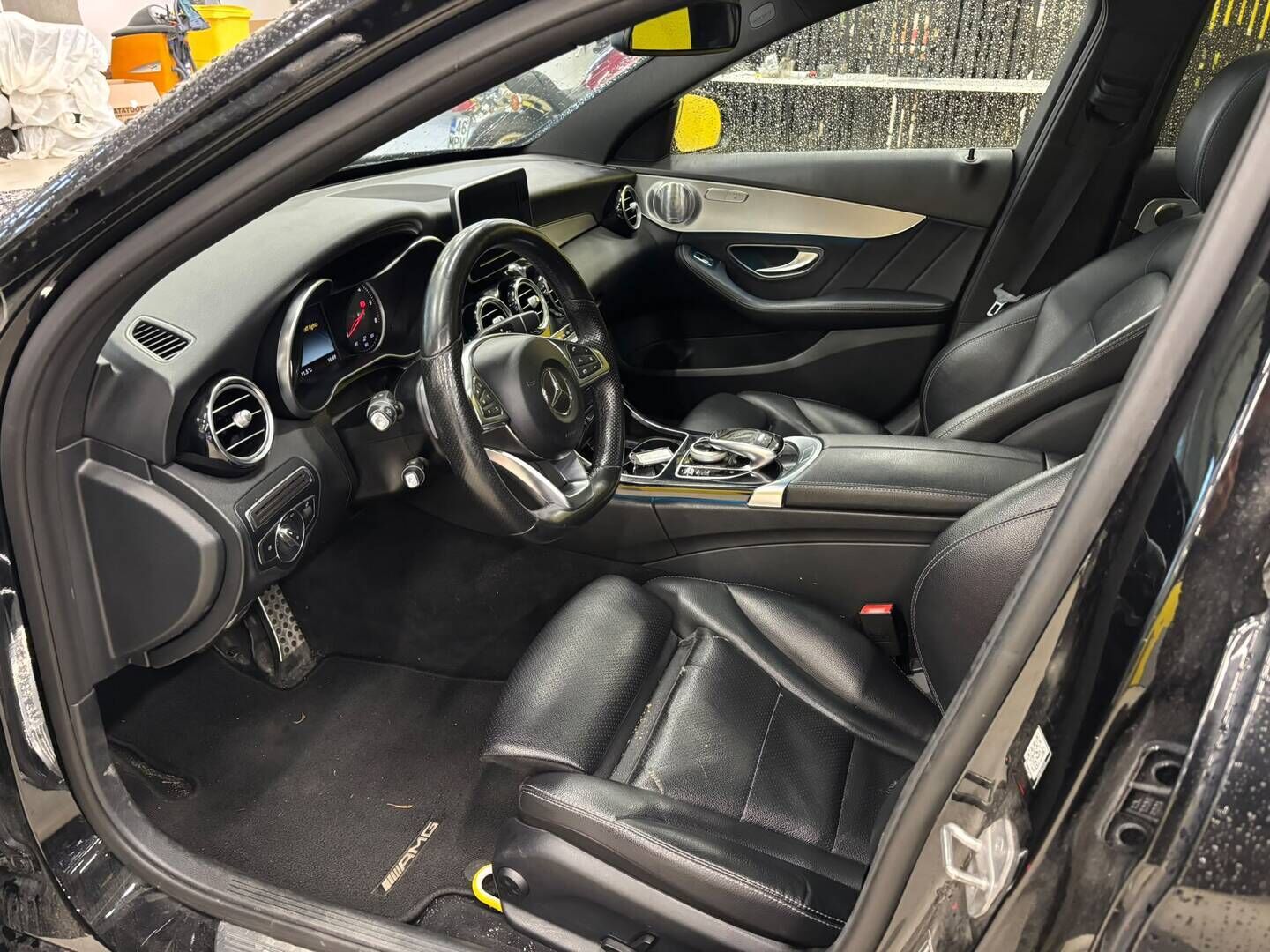 Mercedes-Benz C 2017 C 220 d Farmari (AC) 4ov 2142cm3 A - AMG | Burmester | Panorama | Nahkapenkit | Led | P*kamera | Lohkolämmitin | 2x Aluvanteet