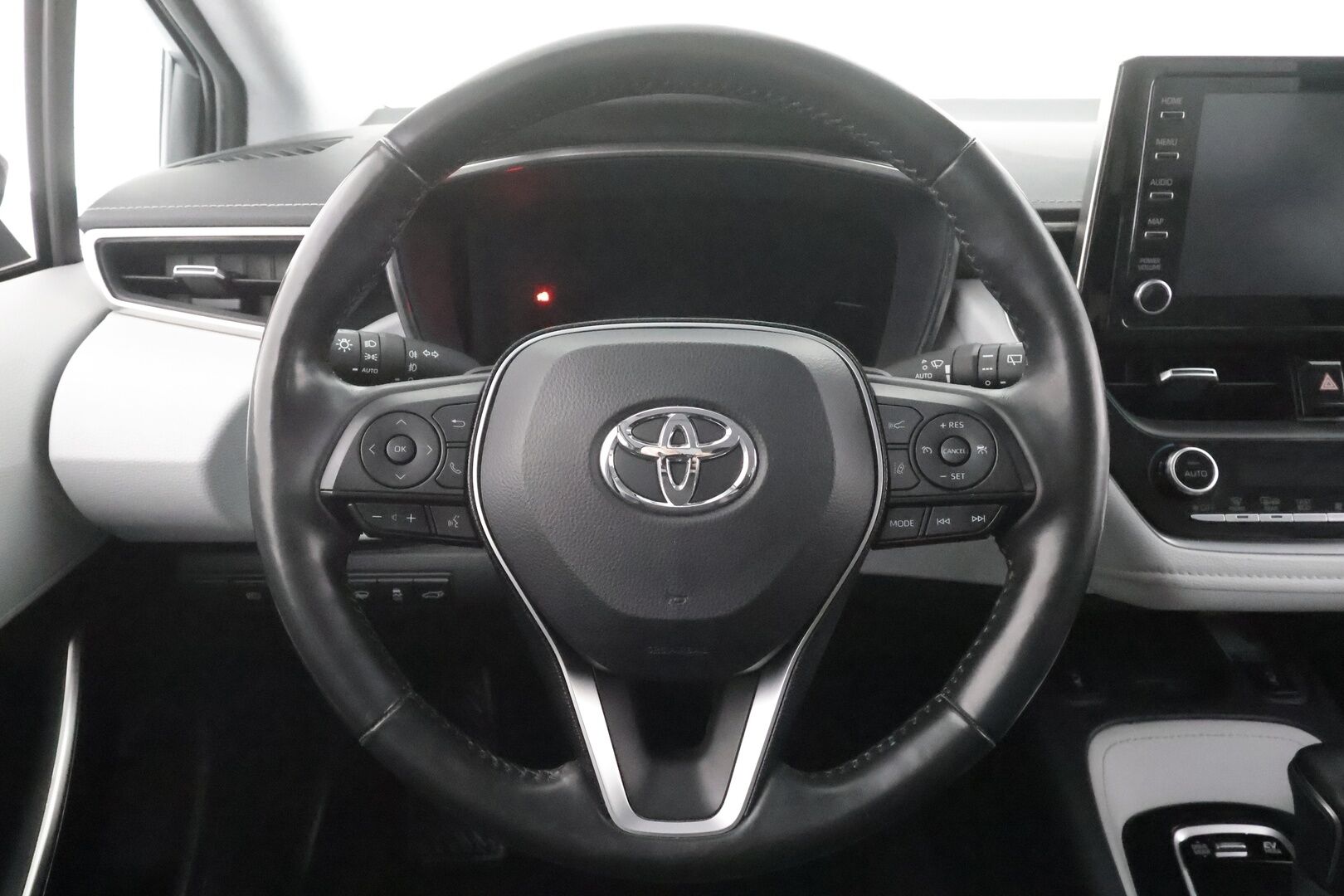 Toyota Corolla 2020 Touring Sports 2,0 Hybrid Style - | Koukku | Lohkolämmitin | ACC | LED | P.Kamera | Navi | Kaistavahti | Keyless | Suomi-auto | Kahdet renkaat |