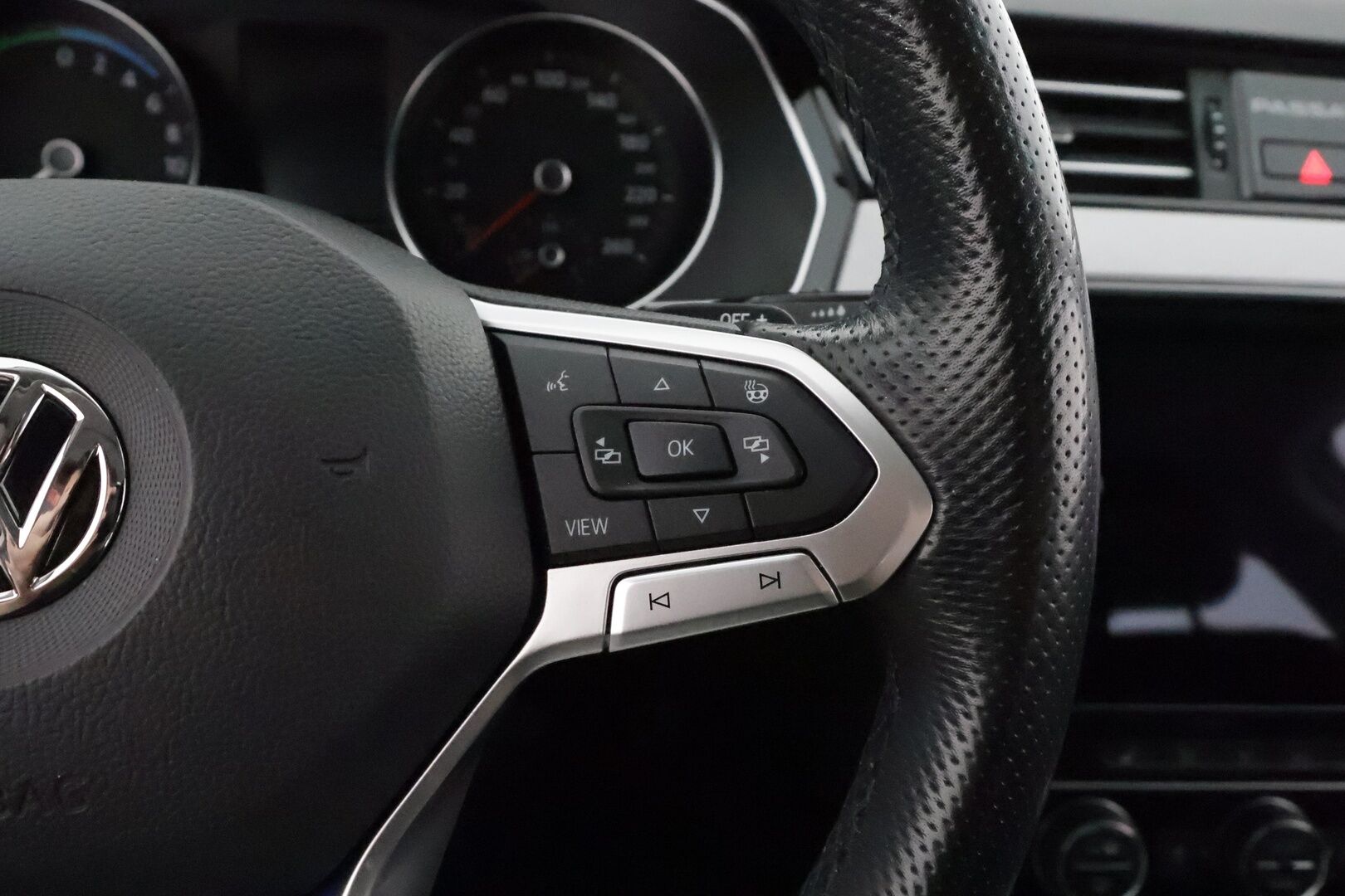 Volkswagen Passat 2020 Variant GTE Plug-In Hybrid 160 kW DSG **Webasto / Adapt.Vakkari / Matrix-LED / P.Kamera / Navi / Kaistavahti / Keyless** - Suomi-auto / Kahdet Renkaat