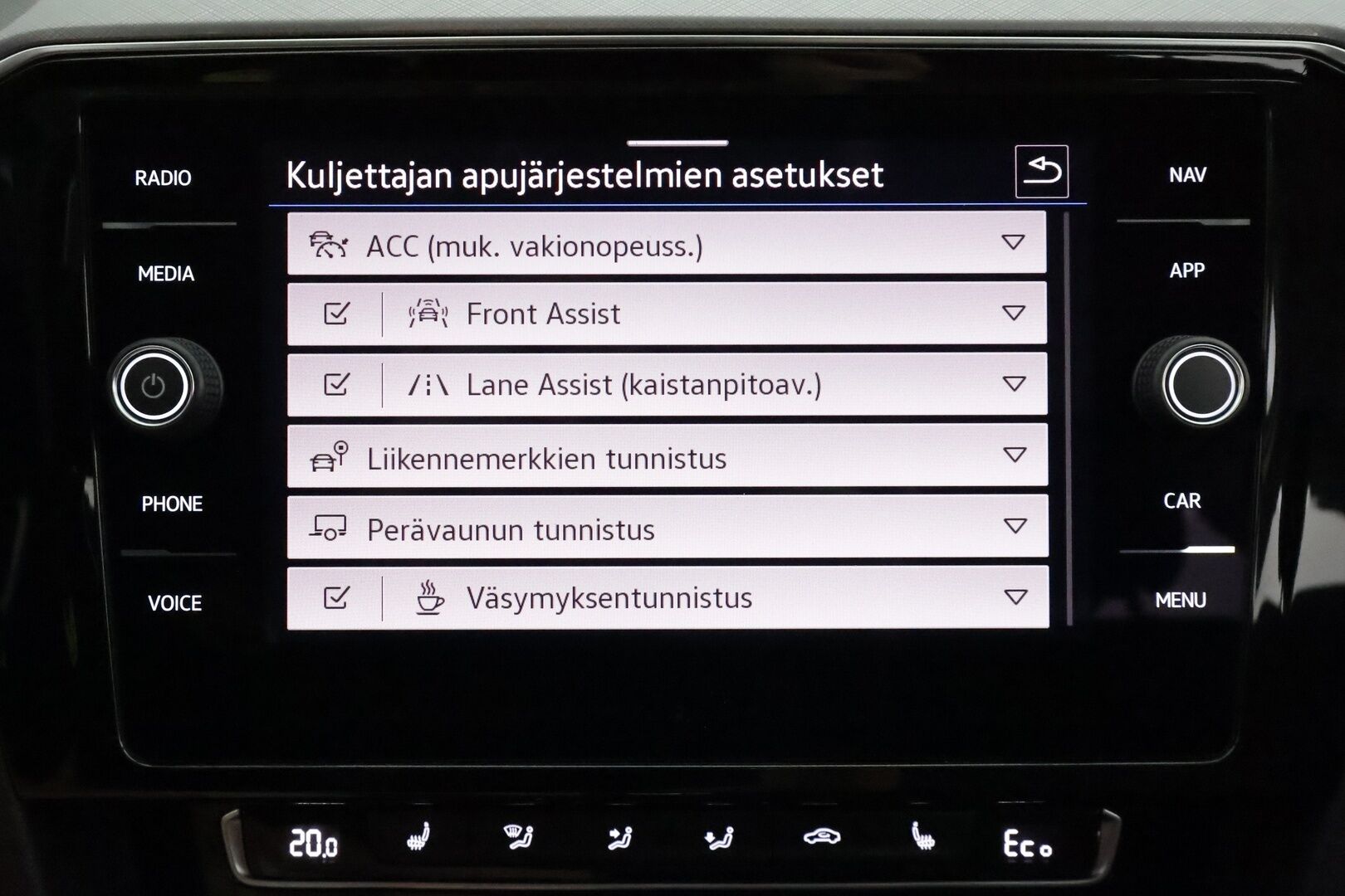Volkswagen Passat 2020 Variant GTE Plug-In Hybrid 160 kW DSG **Webasto / Adapt.Vakkari / Matrix-LED / P.Kamera / Navi / Kaistavahti / Keyless** - Suomi-auto / Kahdet Renkaat