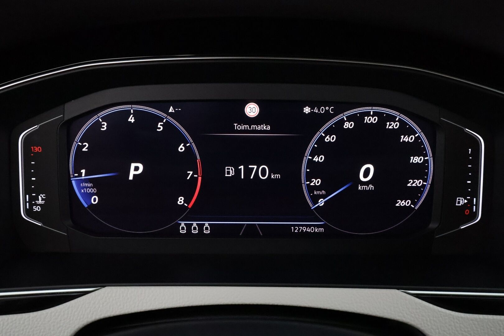 Volkswagen Passat 2020 Variant R-Line 1,5 TSI EVO 110 kW DSG * 1-om Suomi-auto / Webasto / ACC / P.kamera / Matrix-LED / Sähkökontti *