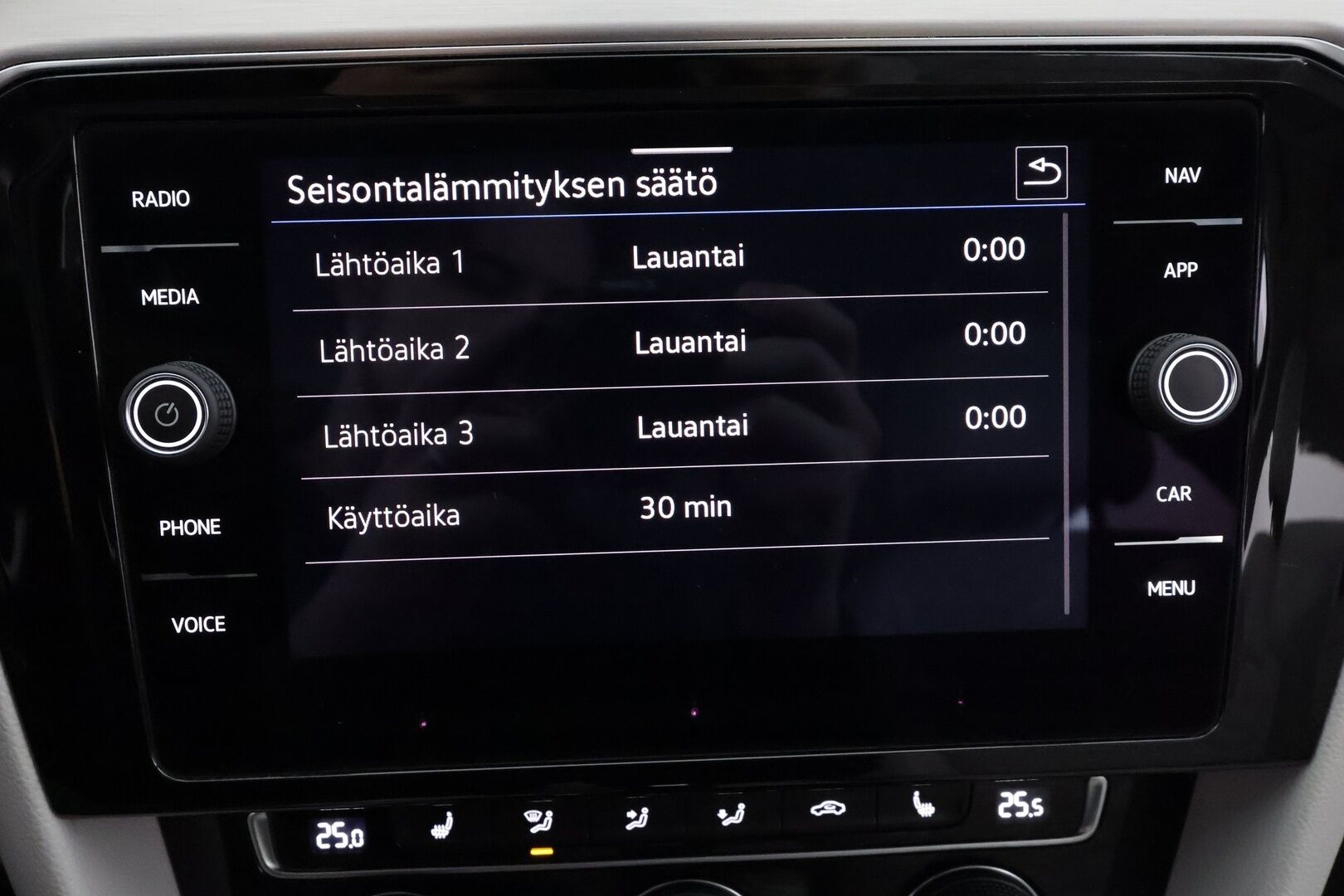Volkswagen Passat 2020 Variant R-Line 1,5 TSI EVO 110 kW DSG * 1-om Suomi-auto / Webasto / ACC / P.kamera / Matrix-LED / Sähkökontti *