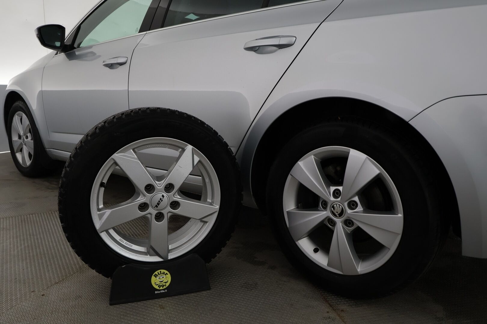 Skoda Octavia 2020 Combi 1,5 TSI Style BusinessLine DSG Autom. - Suomiauto / ACC / Webasto / Peruutuskamera / Vetokoukku / Navigointi