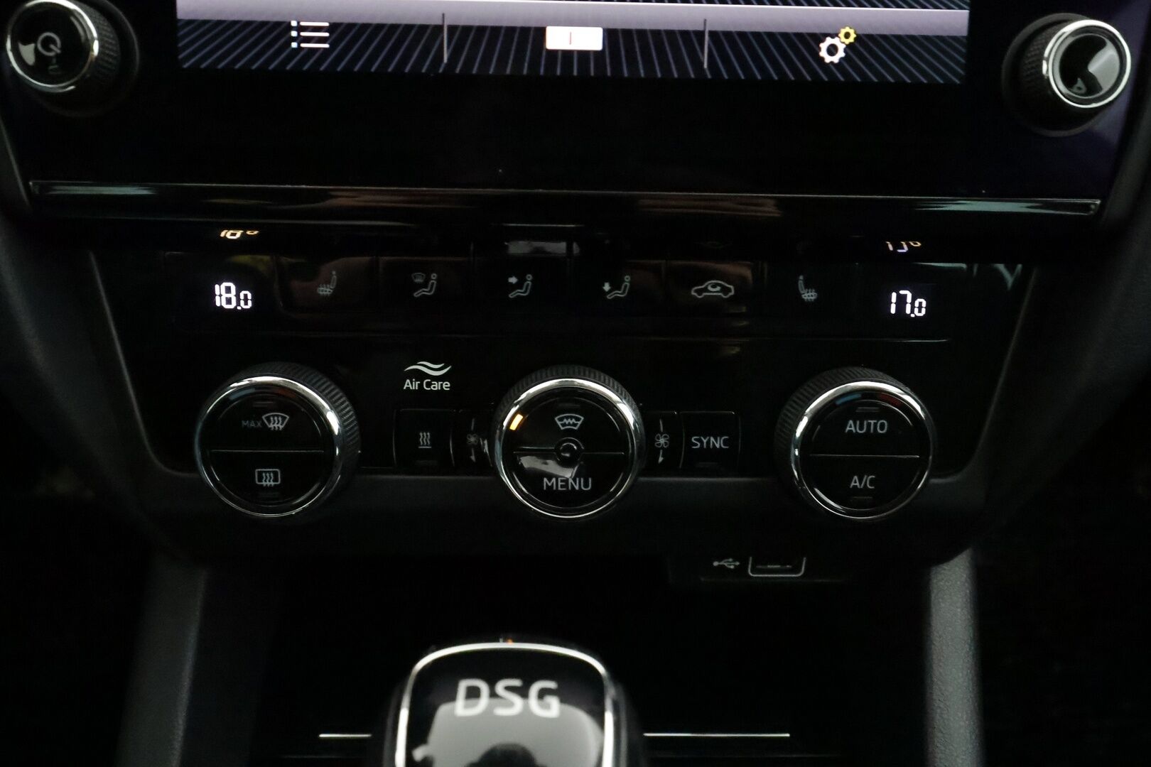 Skoda Octavia 2020 Combi 1,5 TSI Style BusinessLine DSG Autom. - Suomiauto / ACC / Webasto / Peruutuskamera / Vetokoukku / Navigointi
