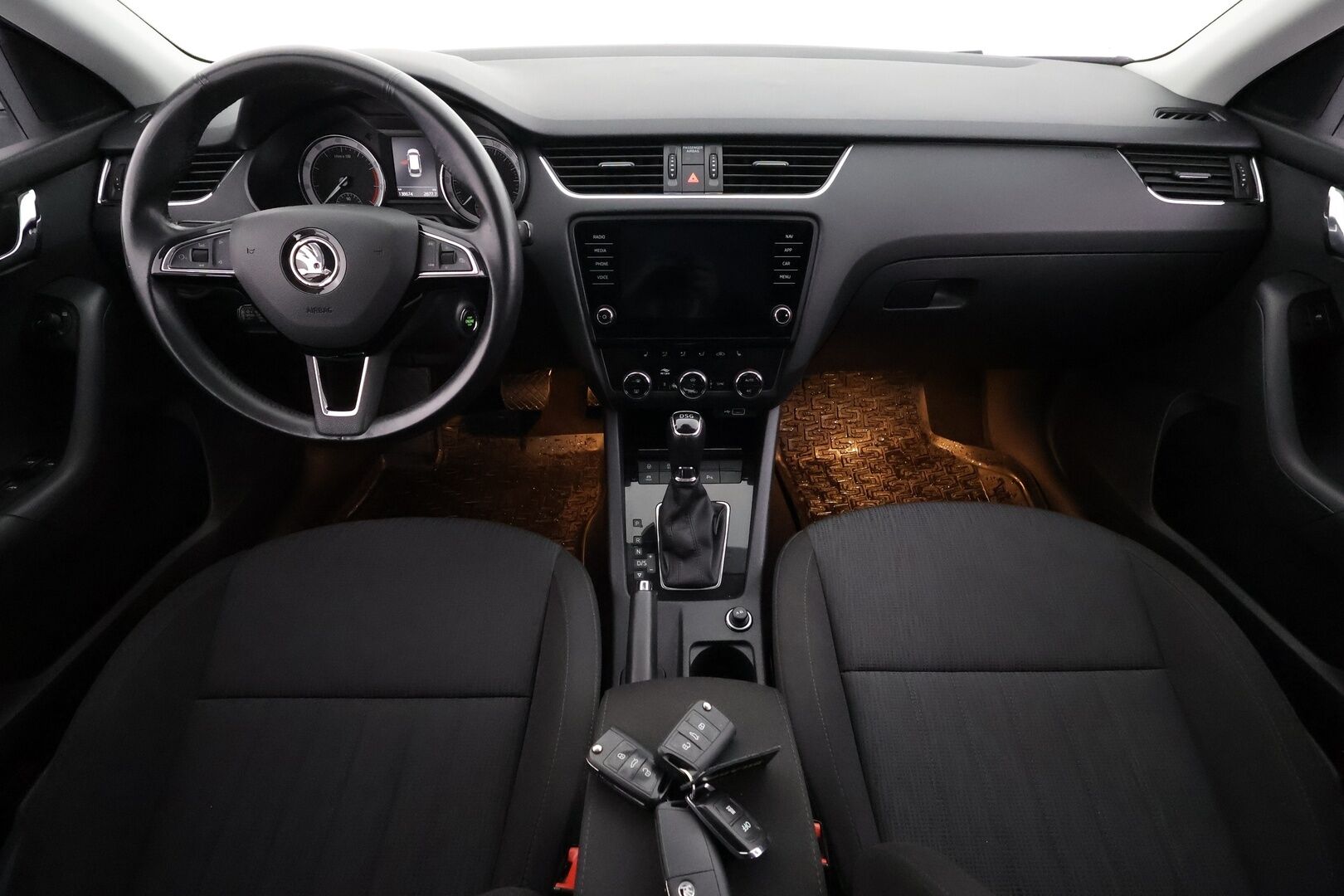 Skoda Octavia 2020 Combi 1,5 TSI Style BusinessLine DSG Autom. - Suomiauto / ACC / Webasto / Peruutuskamera / Vetokoukku / Navigointi