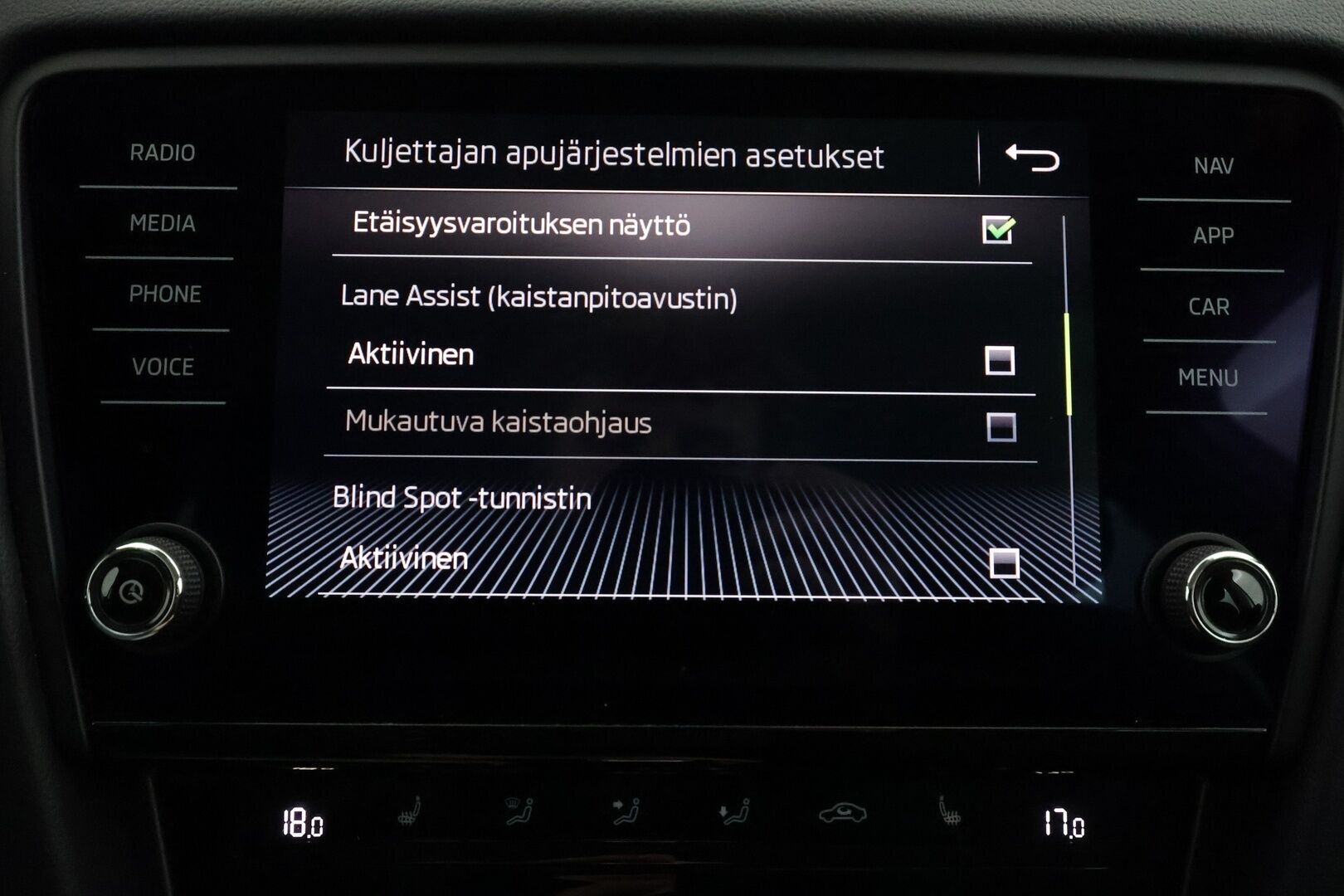 Skoda Octavia 2020 Combi 1,5 TSI Style BusinessLine DSG Autom. - Suomiauto / ACC / Webasto / Peruutuskamera / Vetokoukku / Navigointi